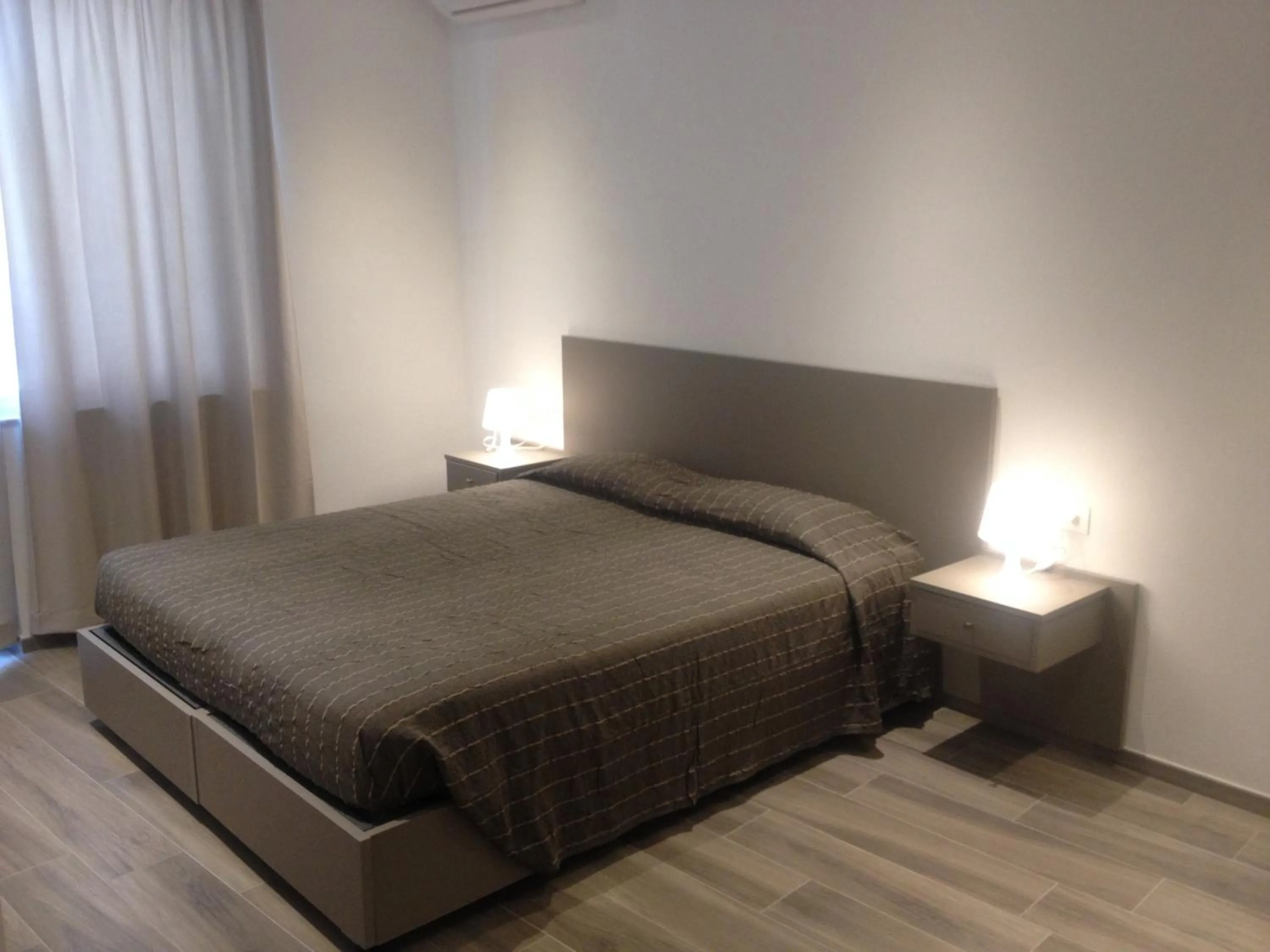 Bed in Residence Fanny