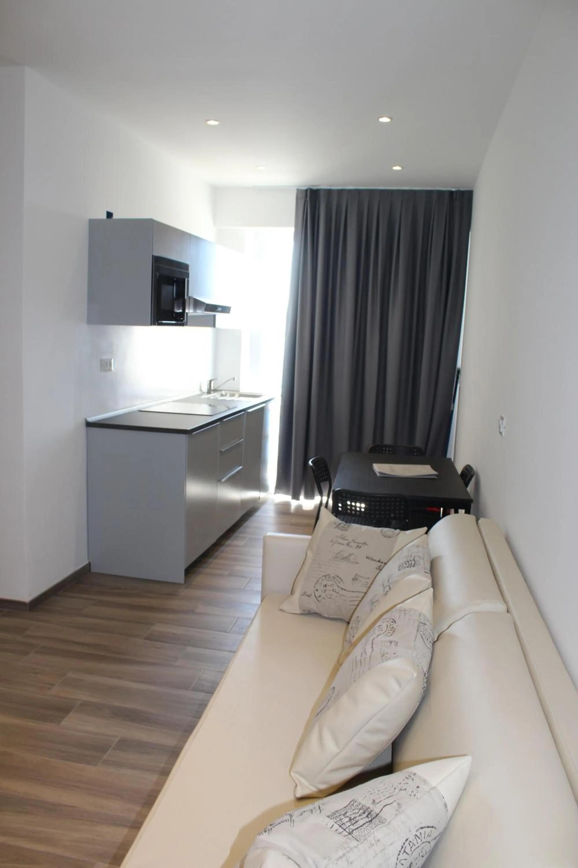 Bed in Residence Fanny