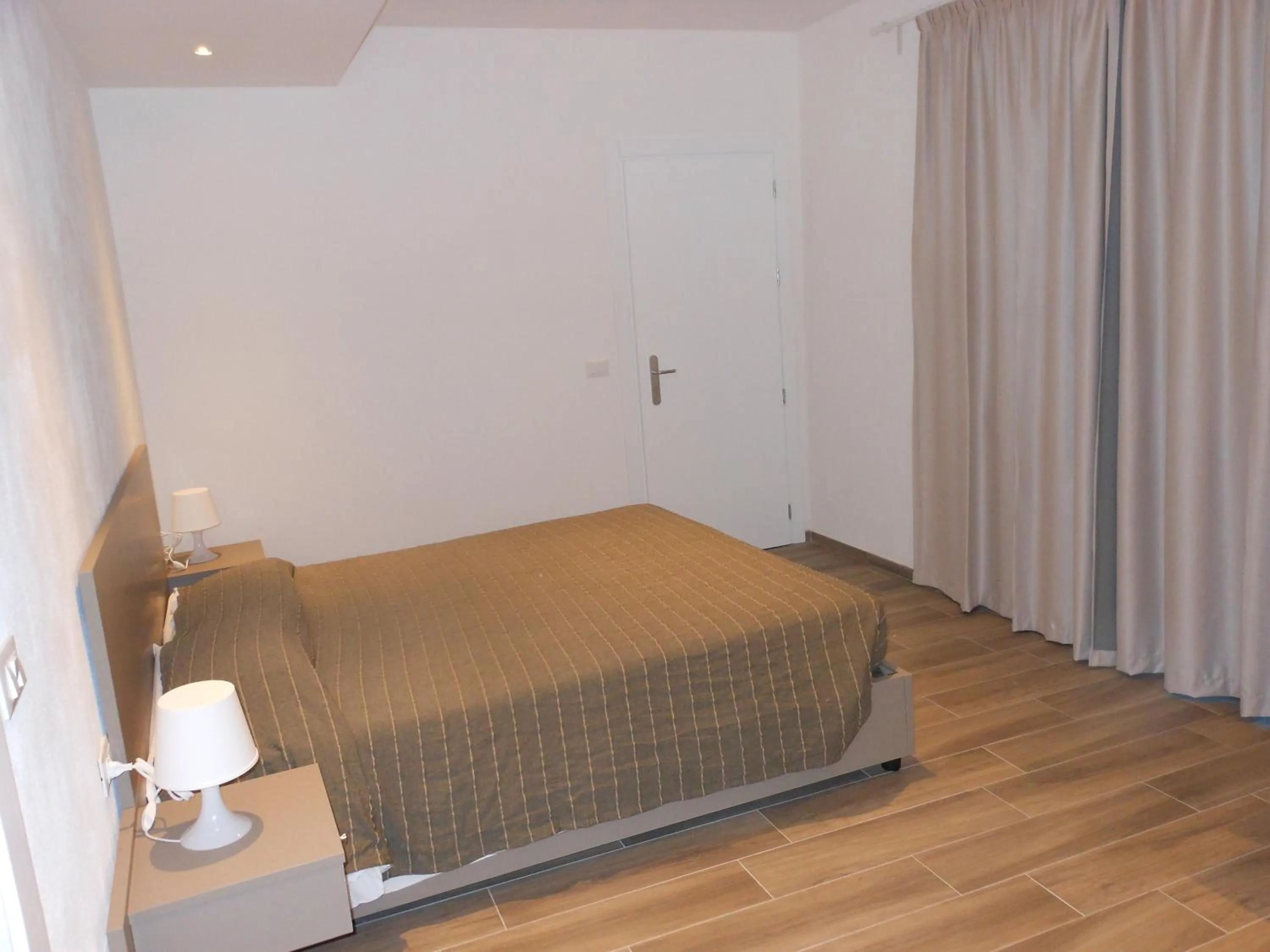 Bed in Residence Fanny