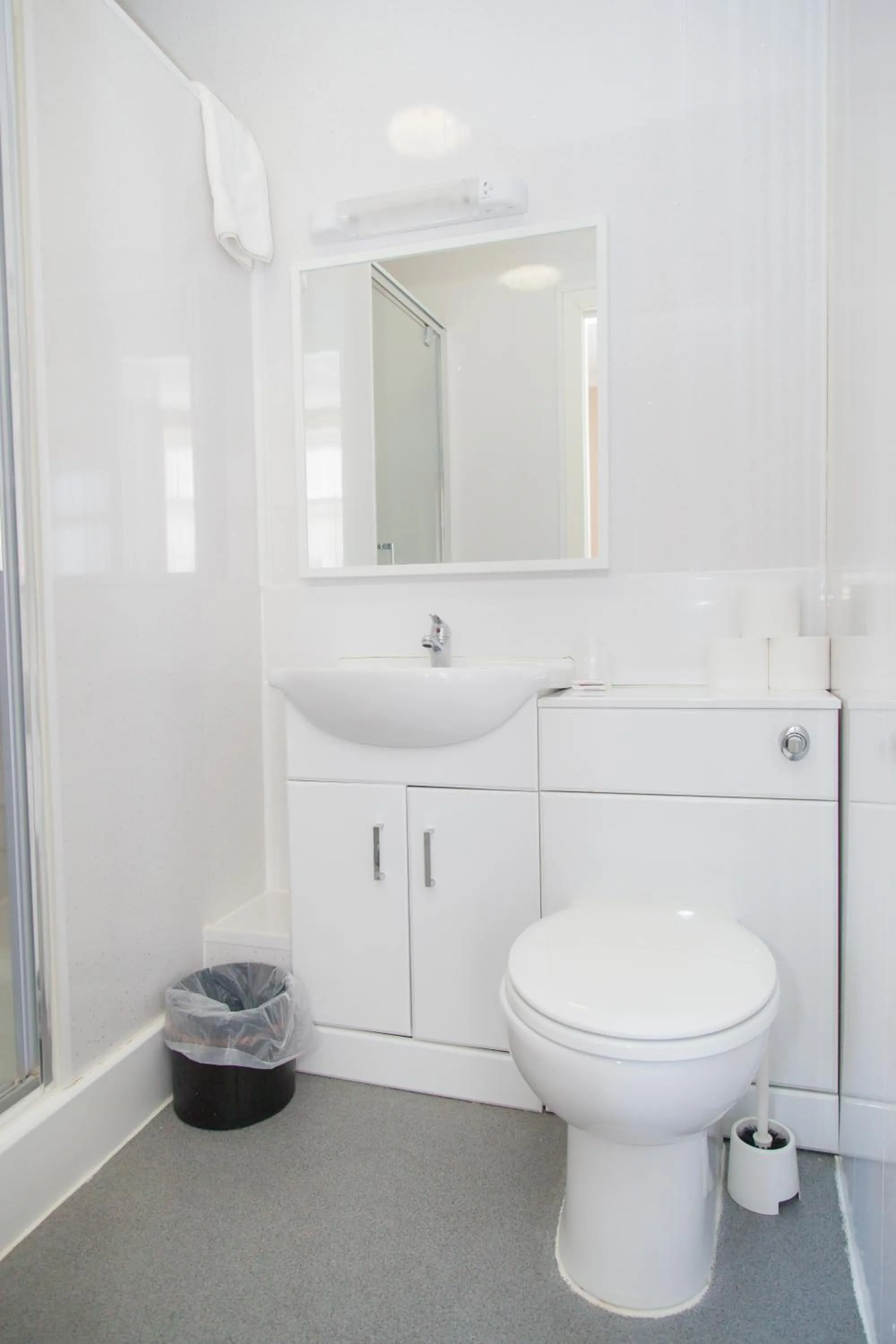 Bathroom in The Beechfield Hotel