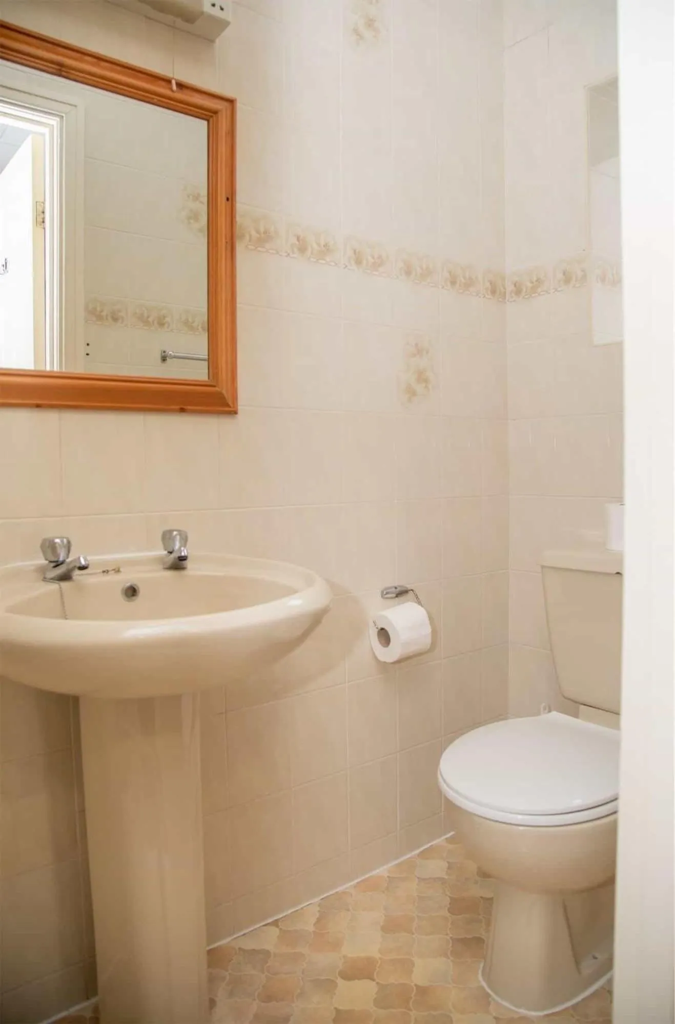 Bathroom in The Beechfield Hotel