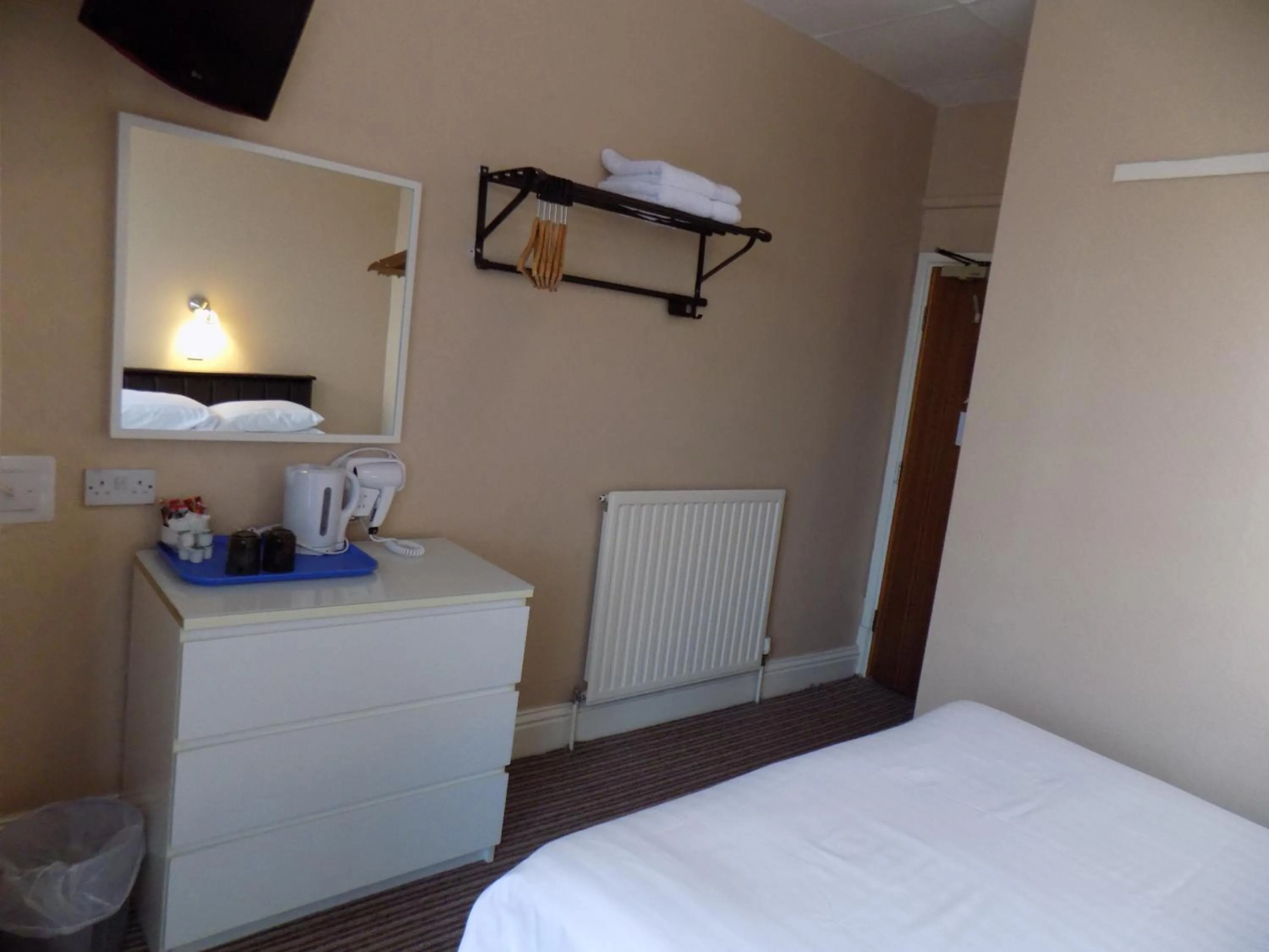 Bedroom, Bed in The Beechfield Hotel