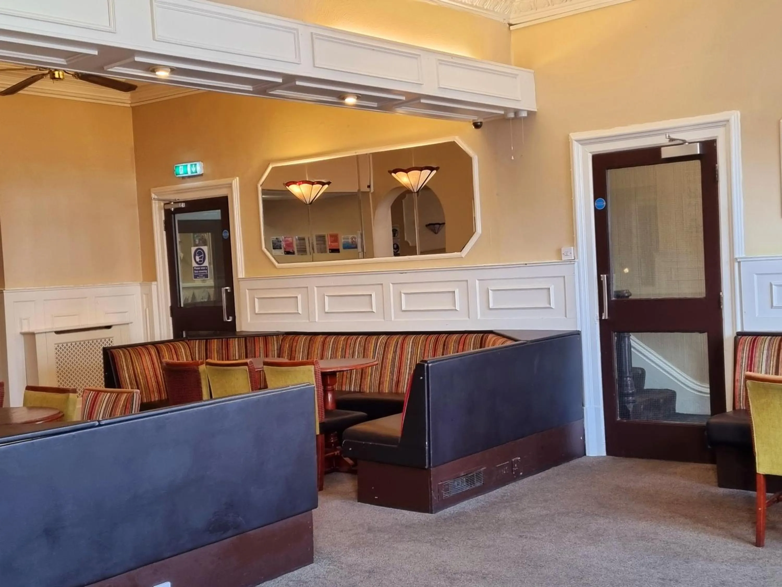 Lounge or bar in The Beechfield Hotel