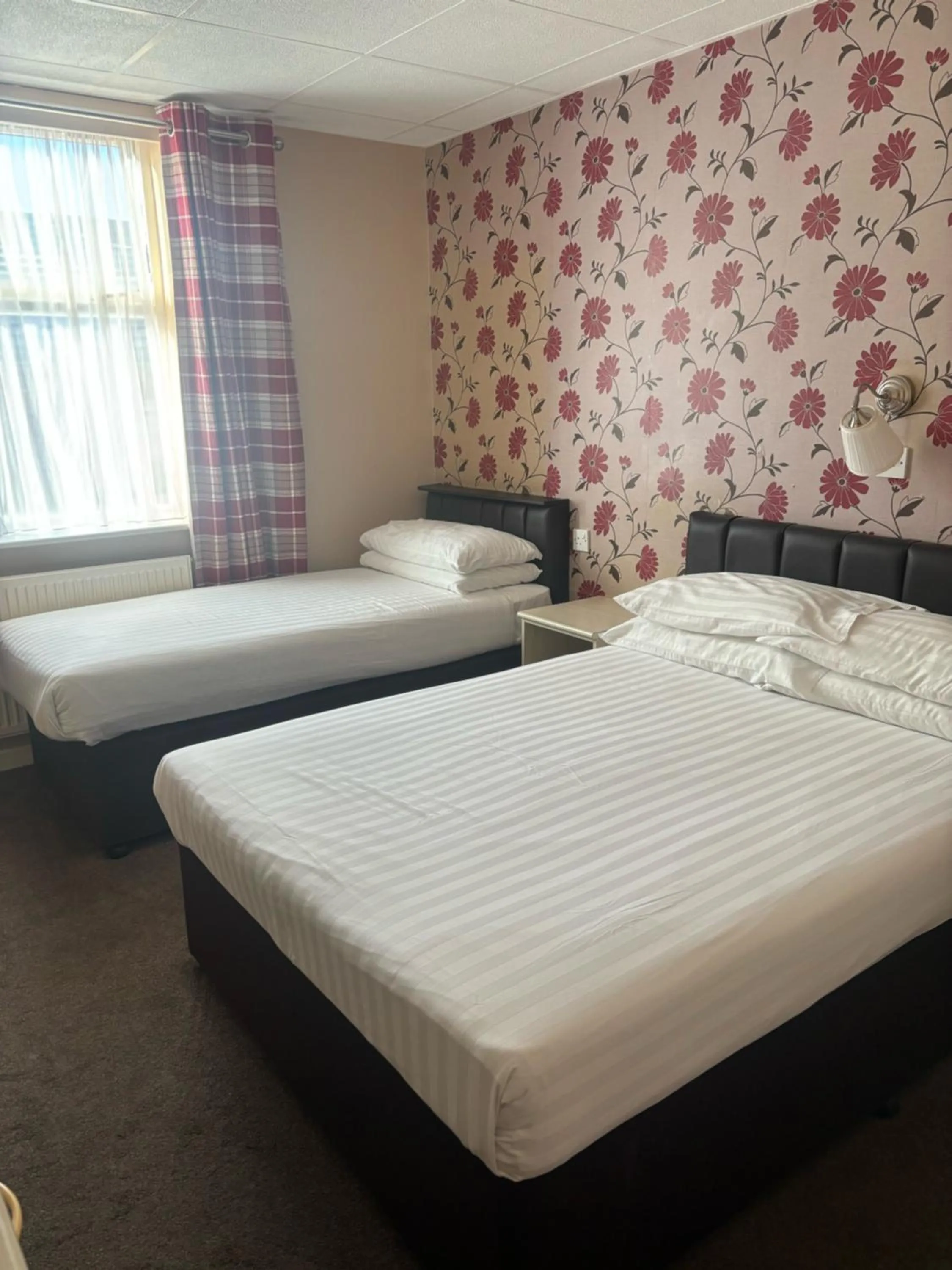 Bedroom, Bed in The Beechfield Hotel