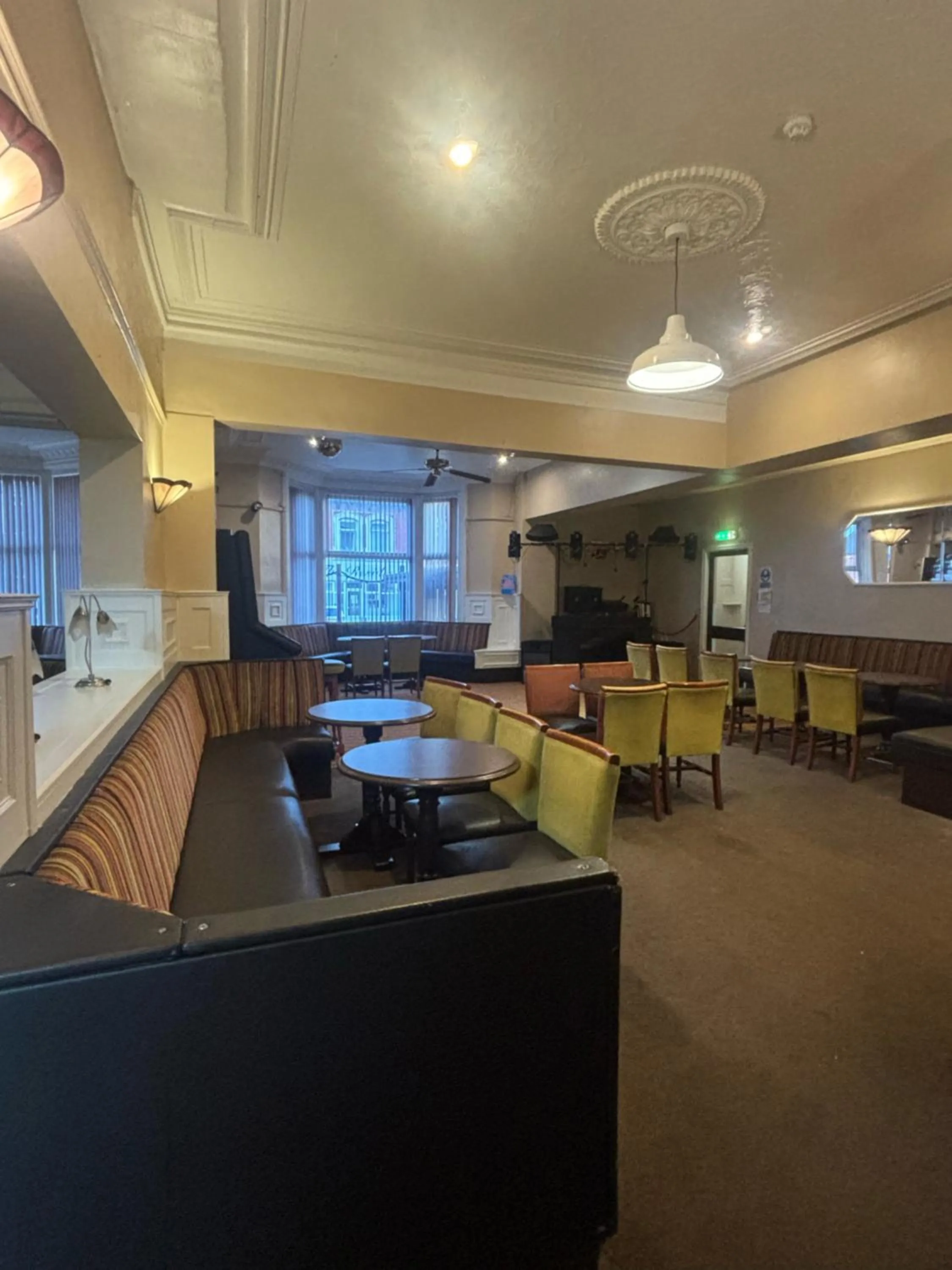 Lounge or bar in The Beechfield Hotel