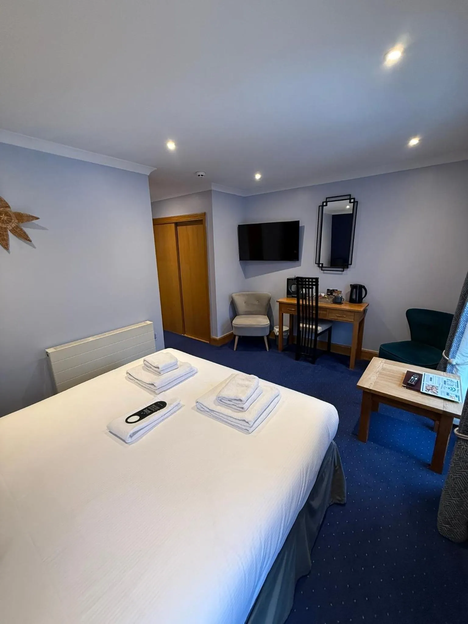 Bed in The Ship Inn - Winner Best Hotel Experience 2024 Visit Scotland