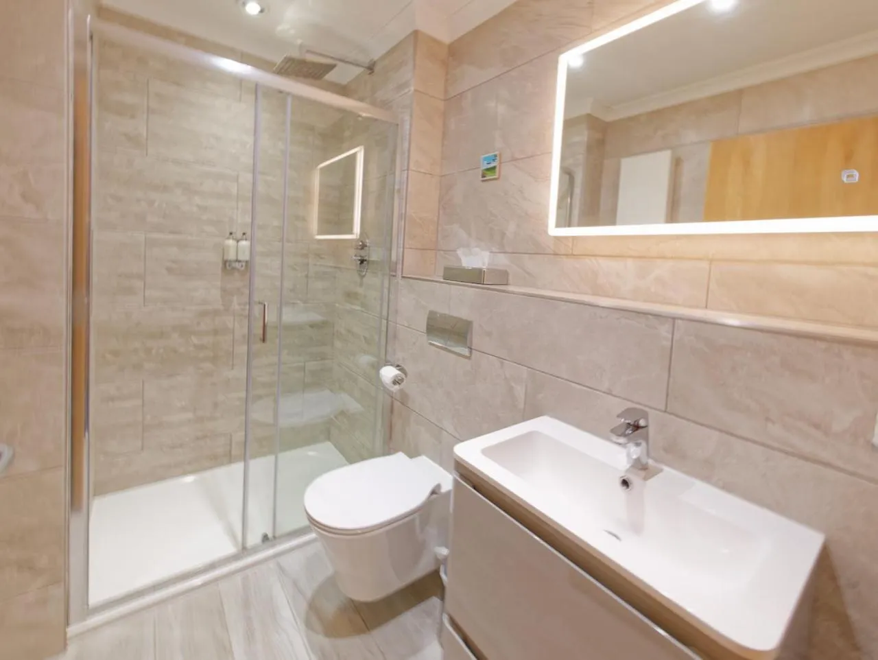 Bathroom in The Ship Inn - Winner Best Hotel Experience 2024 Visit Scotland