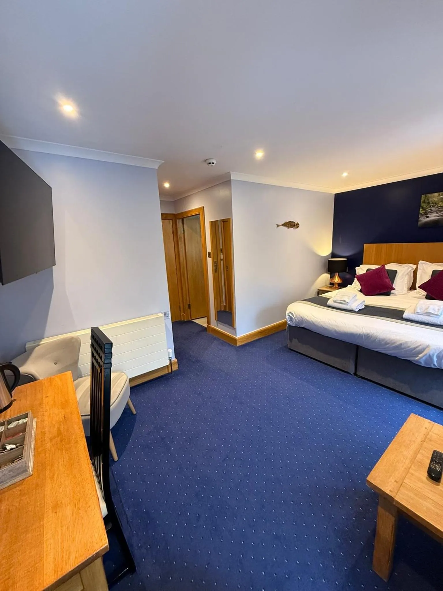 Bed in The Ship Inn - Winner Best Hotel Experience 2024 Visit Scotland