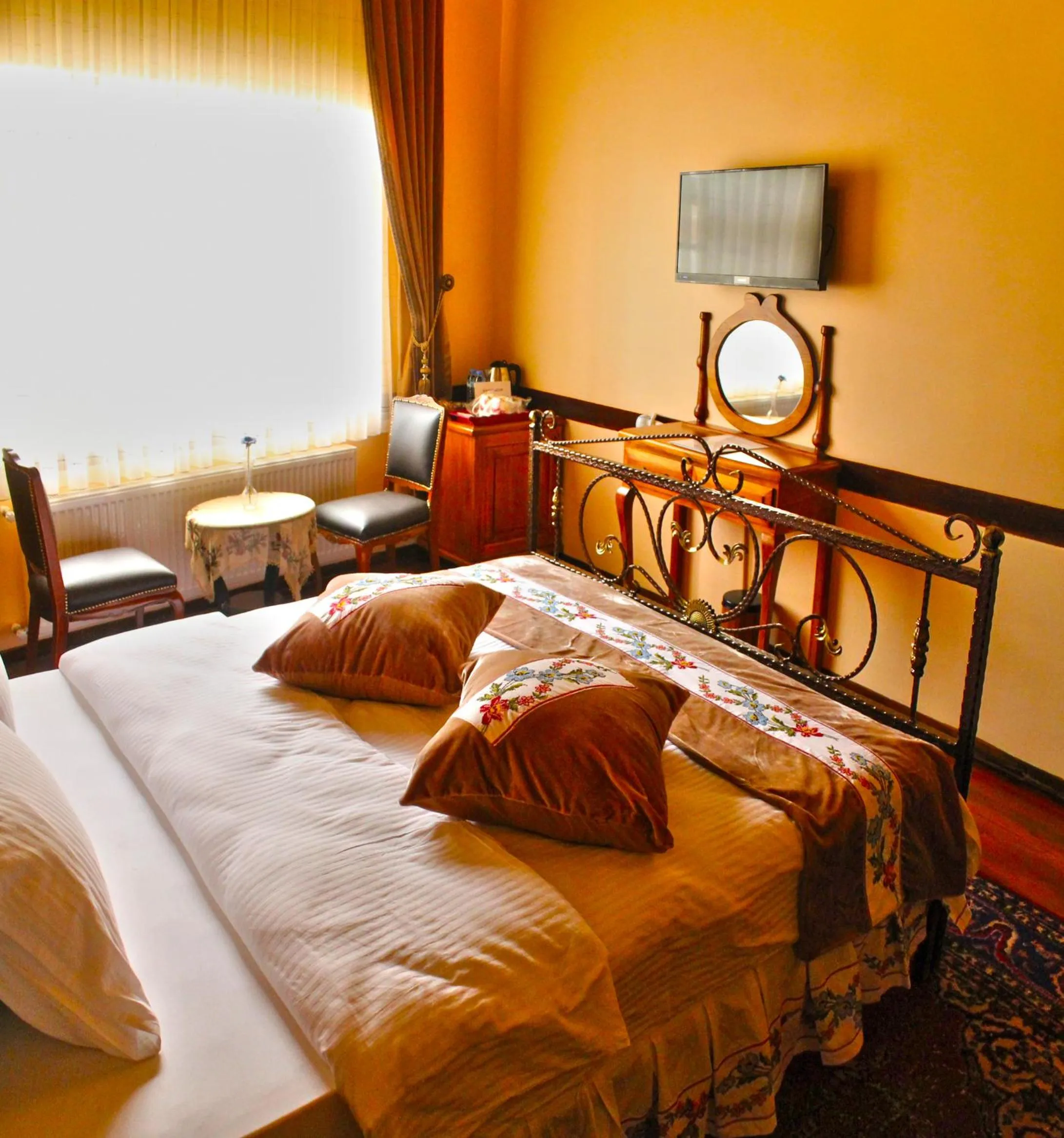 Decorative detail, Bed in Aksehir Butik Hotel