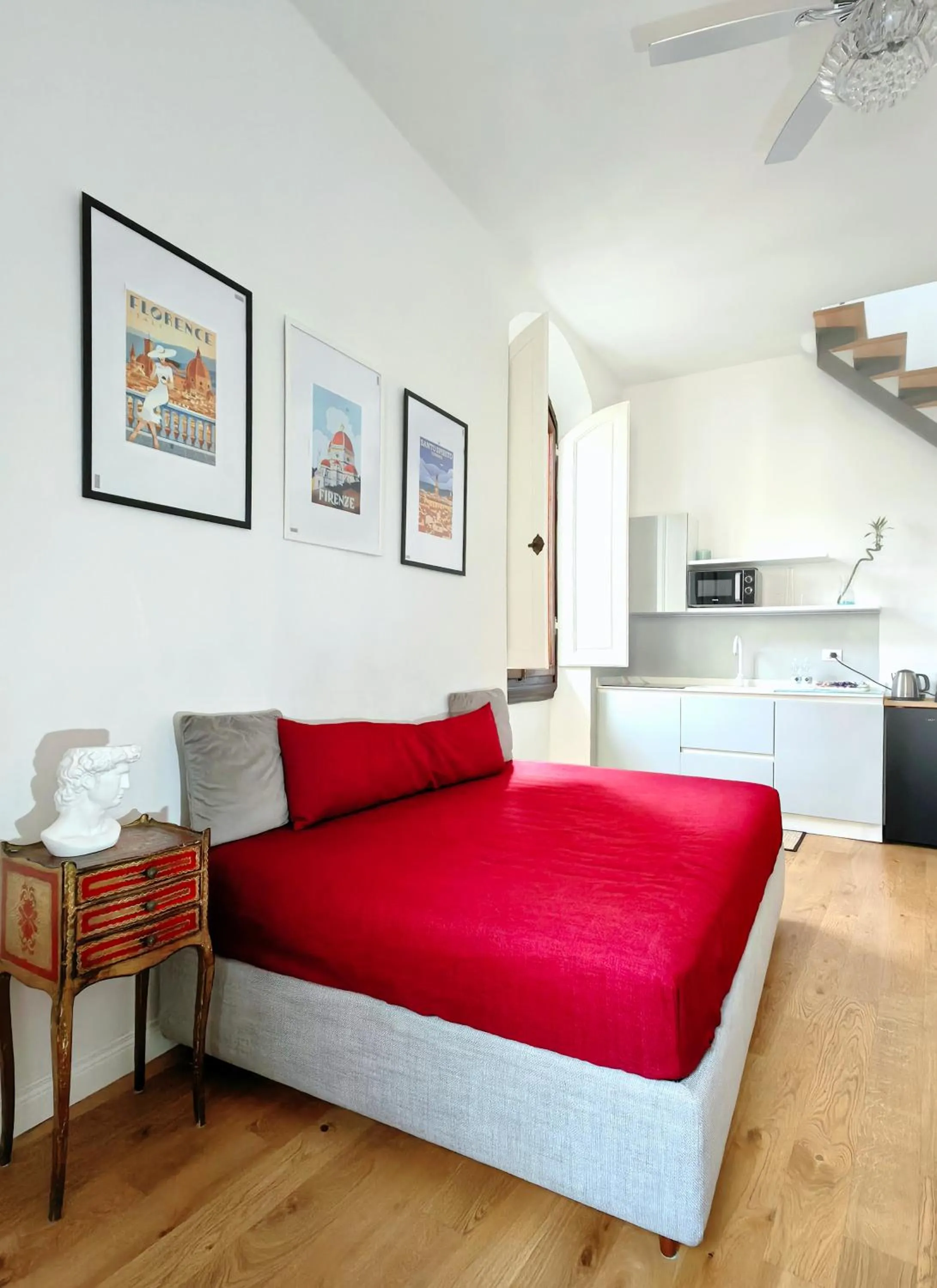 Living room, Bed in My Guest in Florence