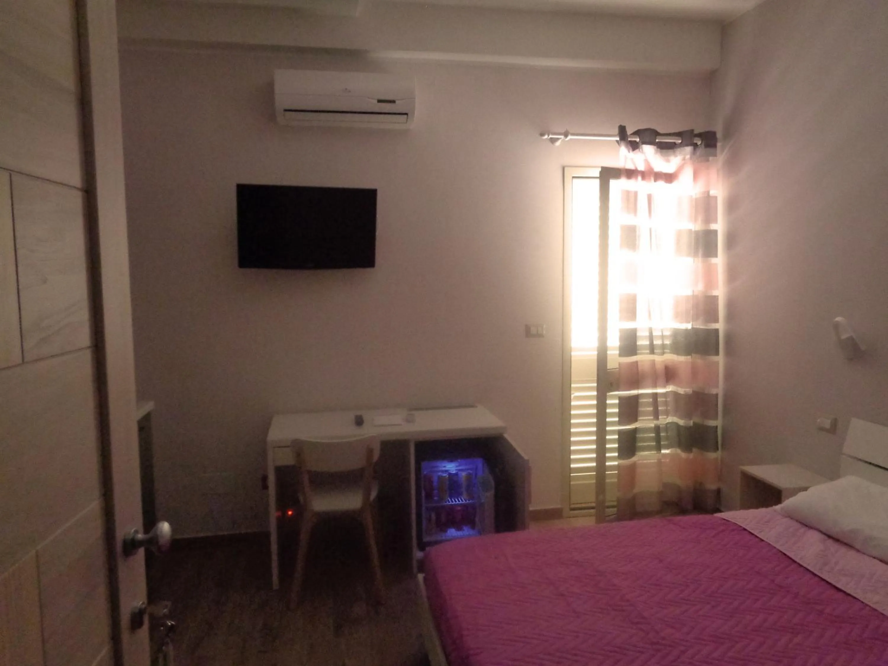 Bedroom in San Andreas Suites