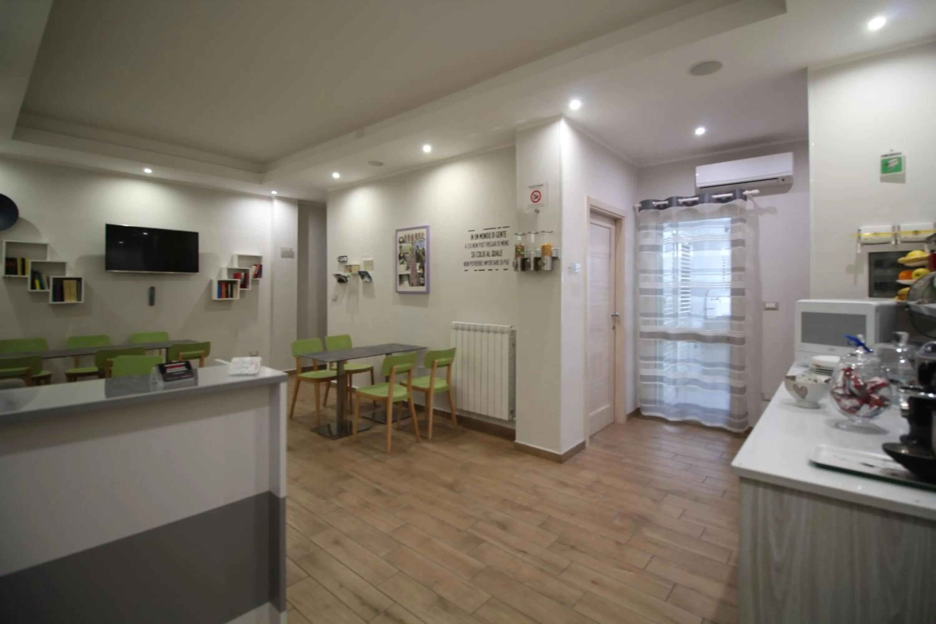 Communal lounge/ TV room in San Andreas Suites