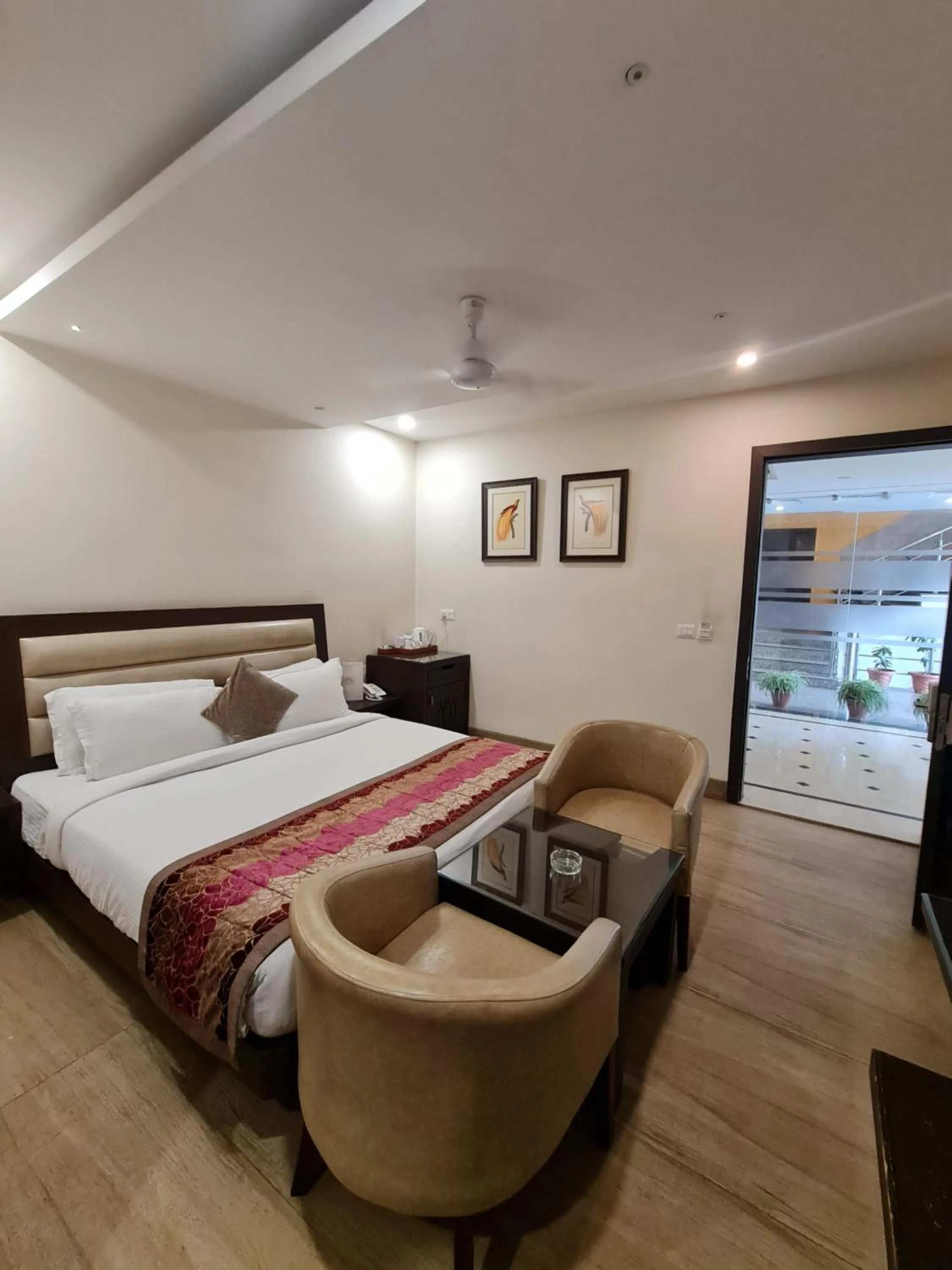 Bed in Hotel Central Palace