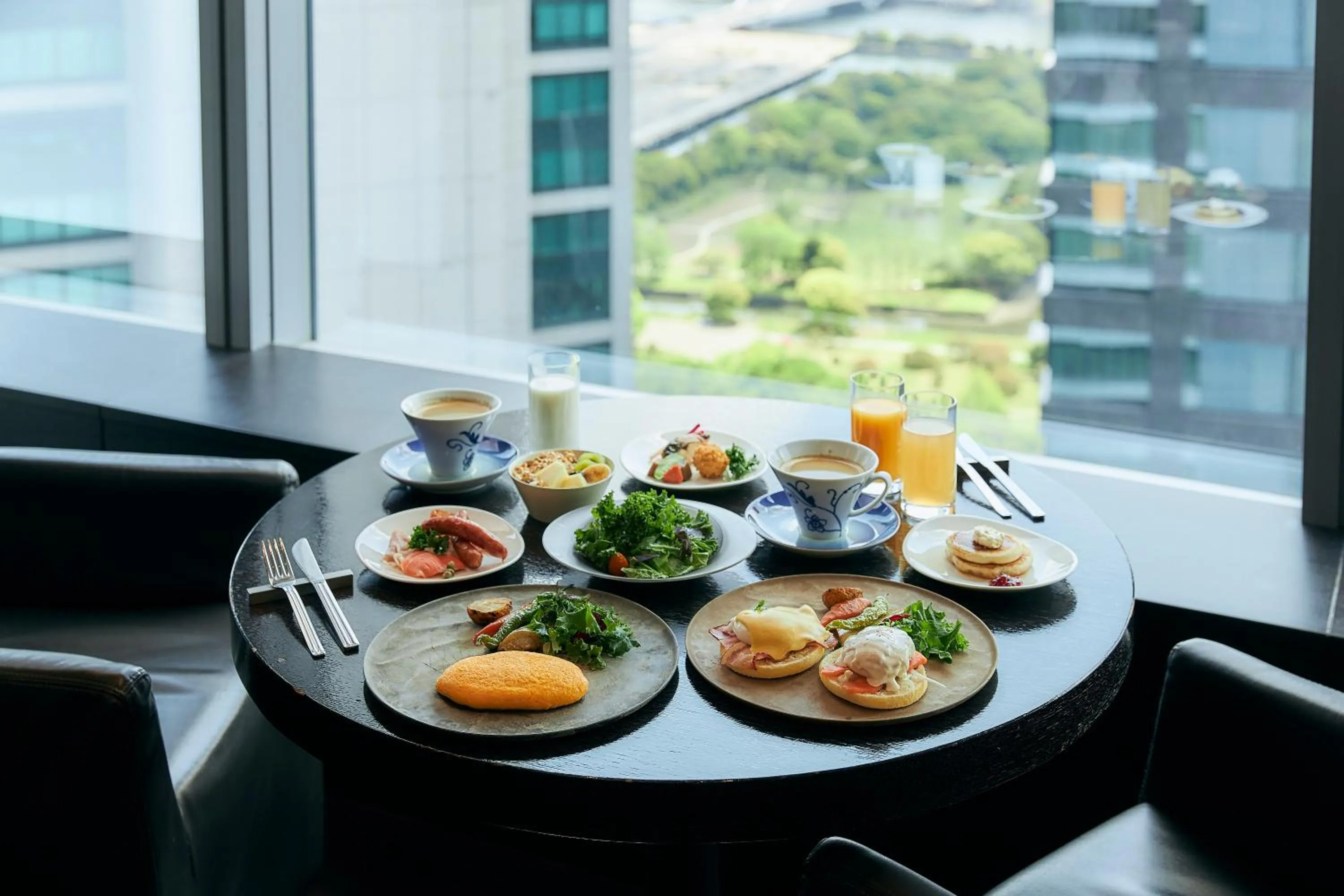 Restaurant/places to eat in Park Hotel Tokyo