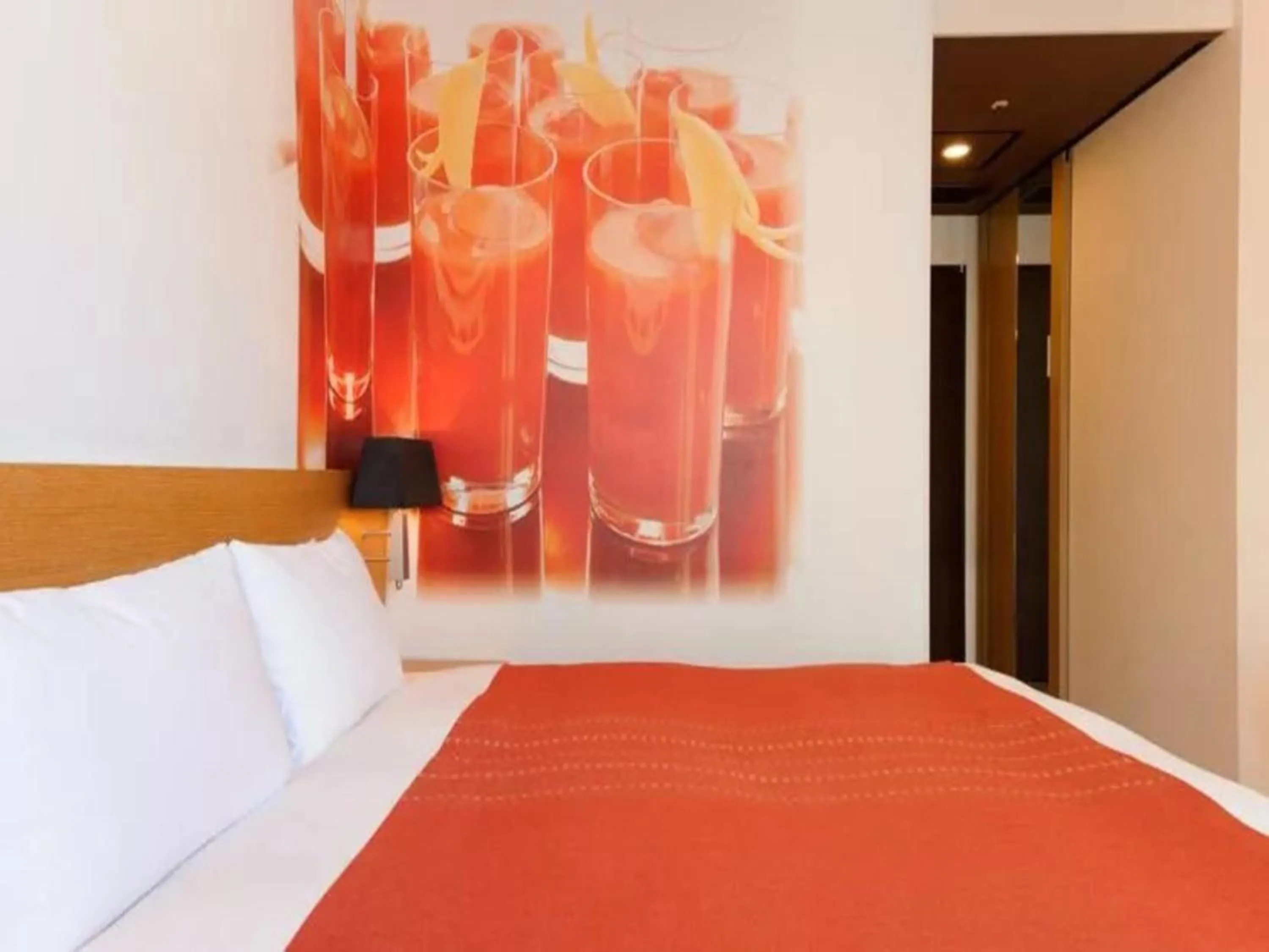 Photo of the whole room, Bed in Park Hotel Tokyo