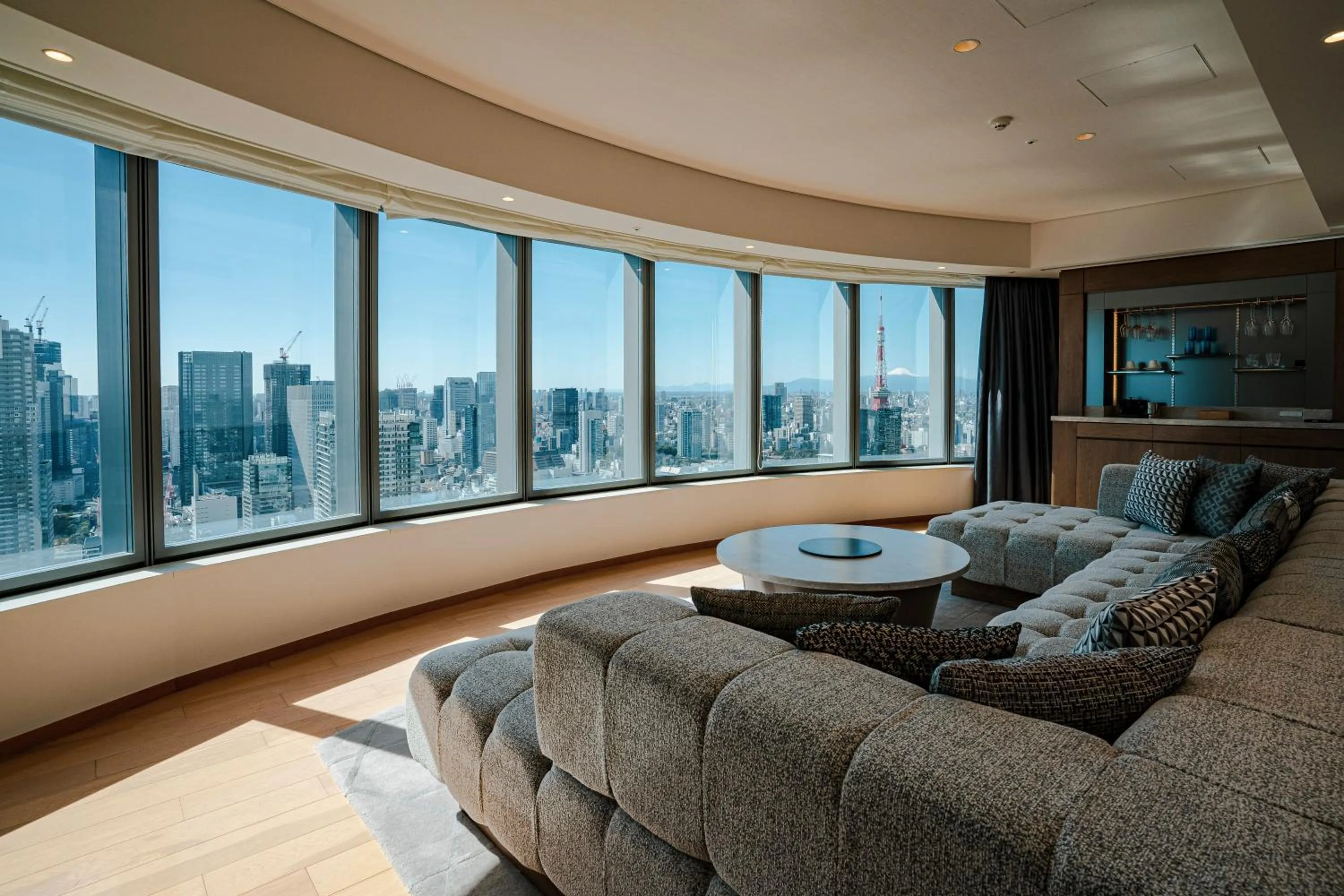 Photo of the whole room in Park Hotel Tokyo