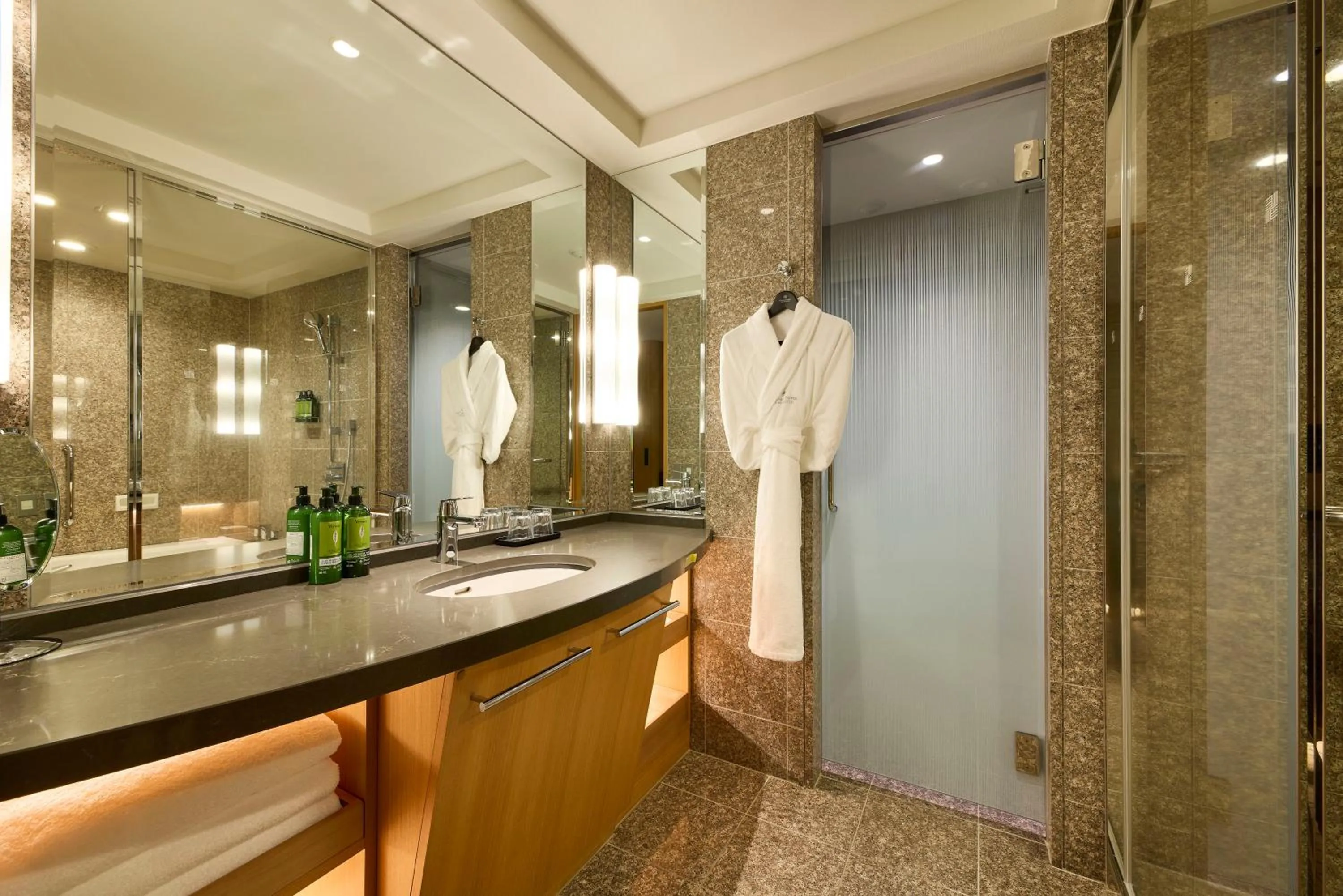 Bathroom in Cerulean Tower Tokyu Hotel, A Pan Pacific Partner Hotel