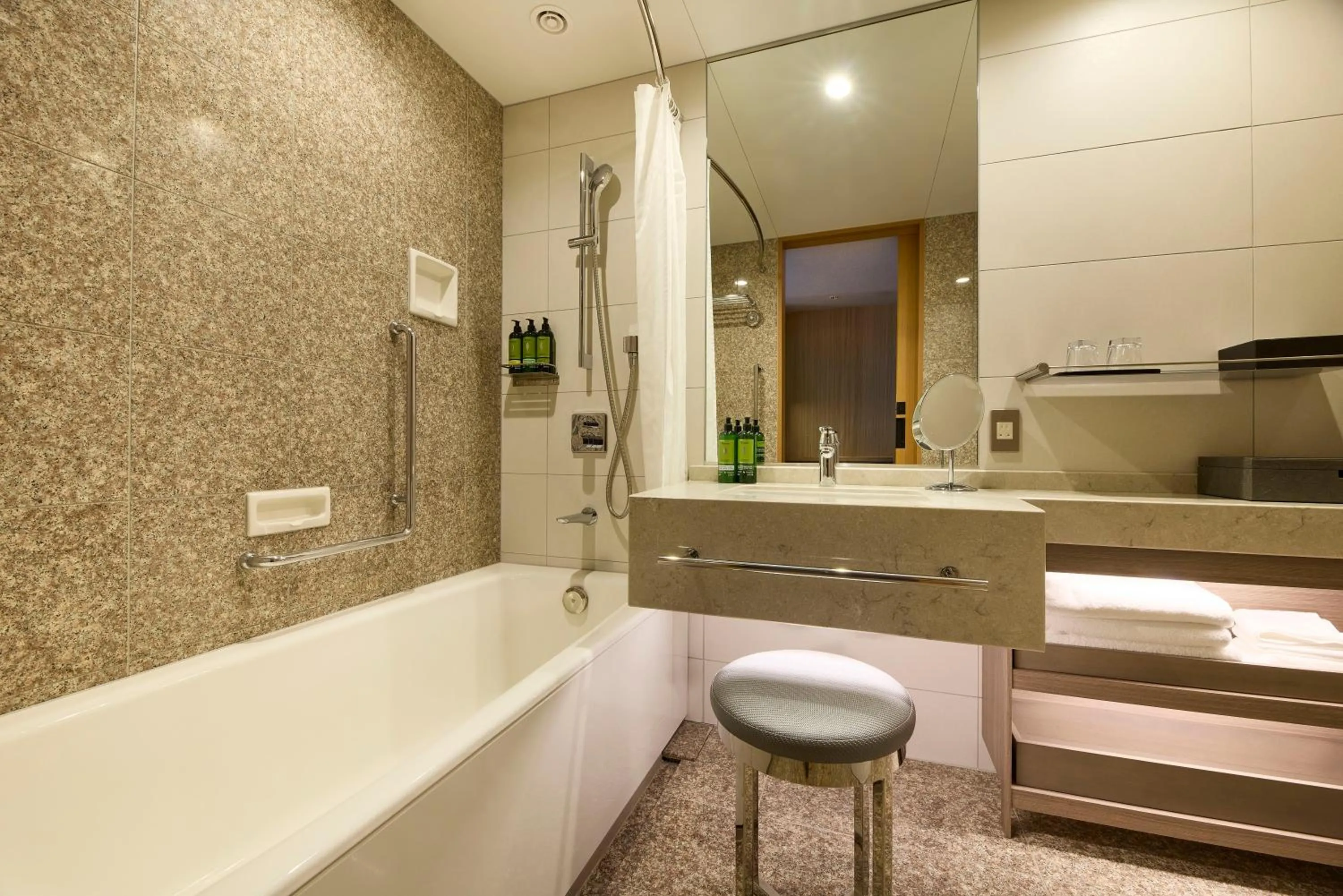 Bathroom in Cerulean Tower Tokyu Hotel, A Pan Pacific Partner Hotel