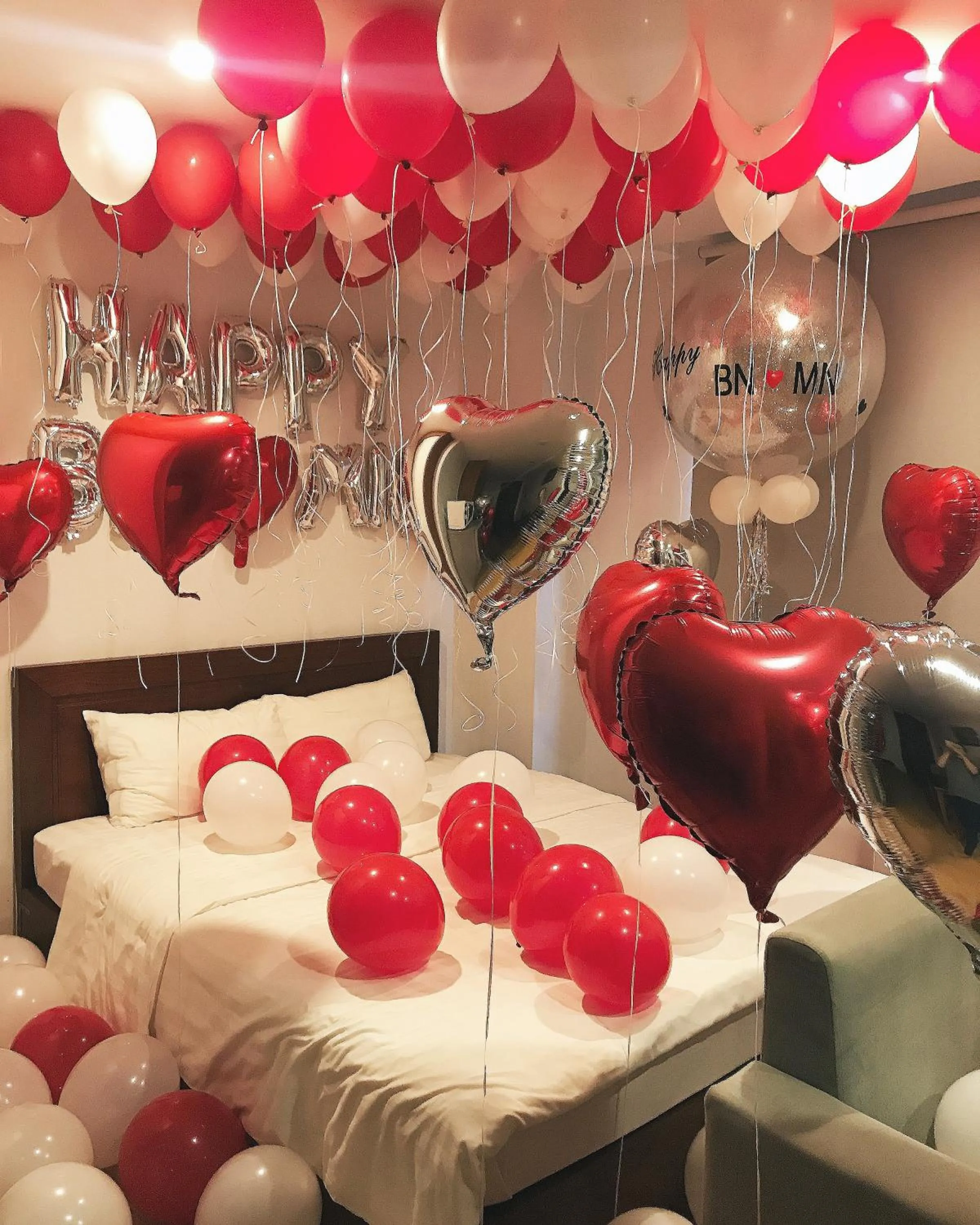 Decorative detail, Bed in An Nguyen Building