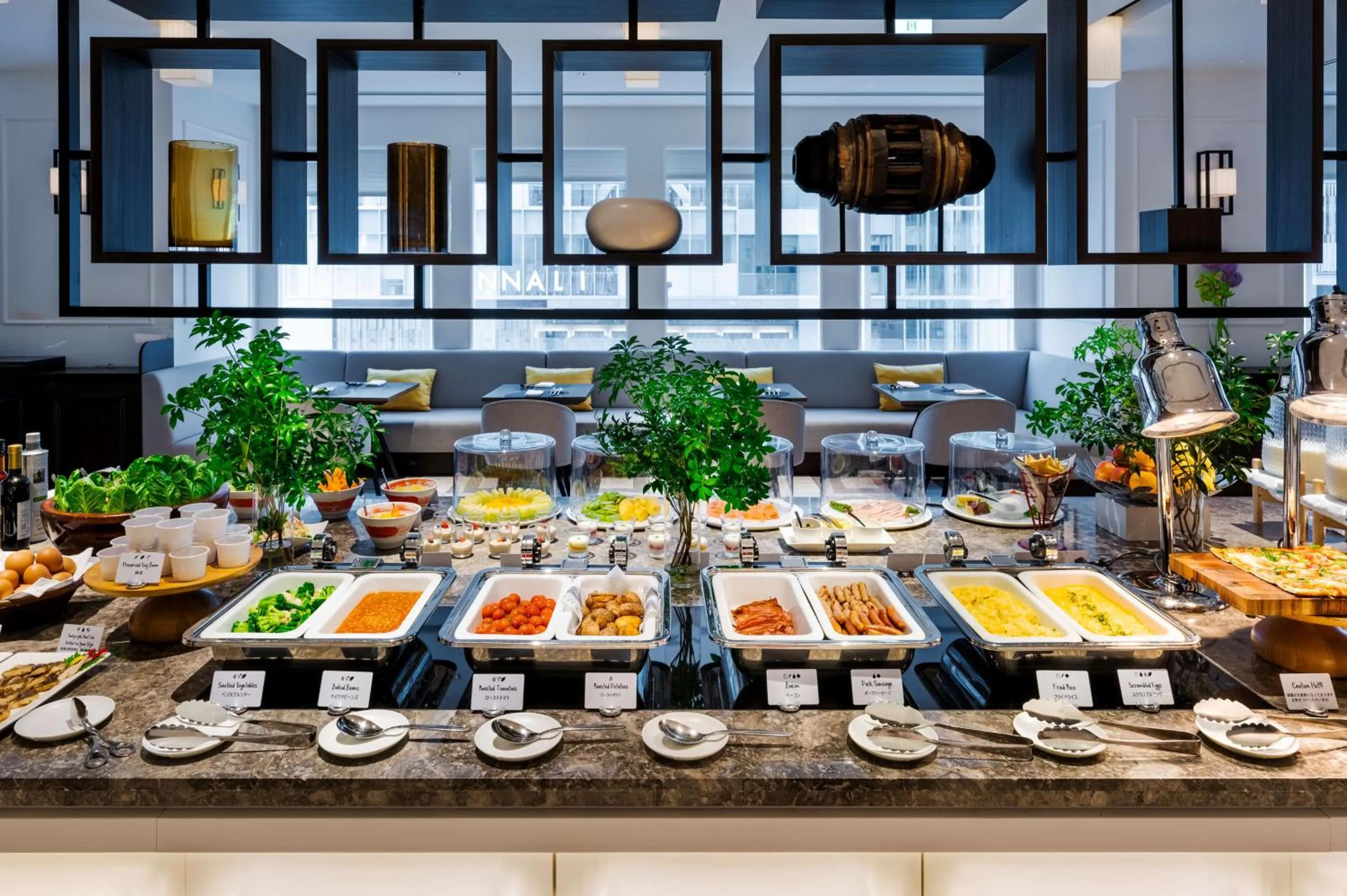 Restaurant/places to eat in Hilton Osaka Hotel