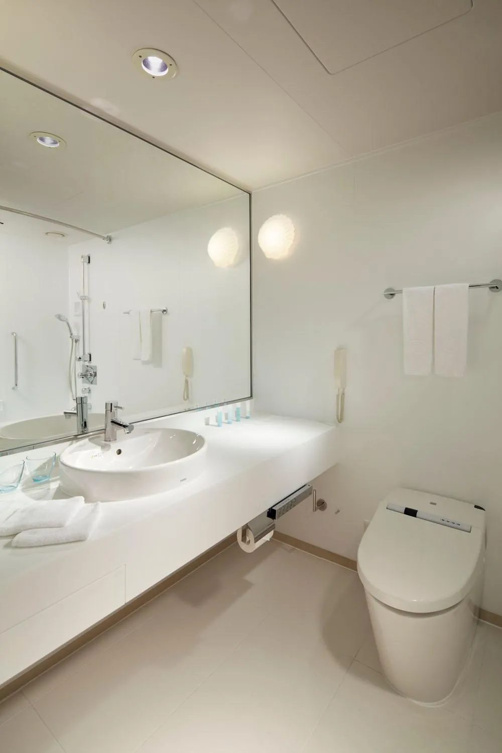 Bathroom in Hilton Tokyo Bay