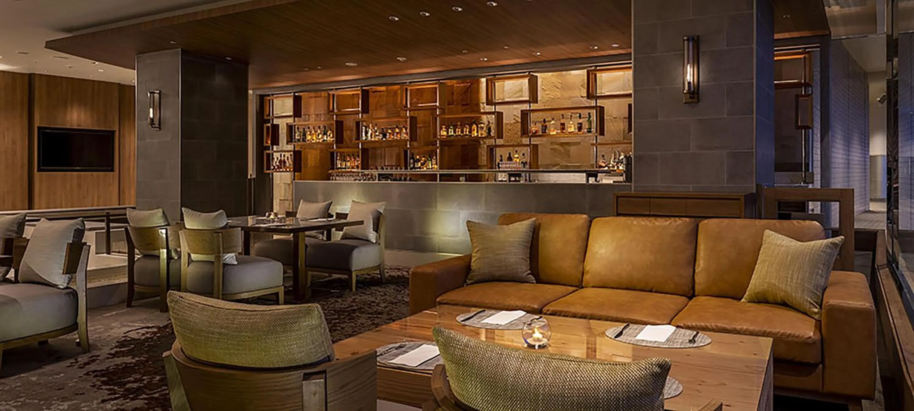 Restaurant/places to eat in Hilton Tokyo Bay