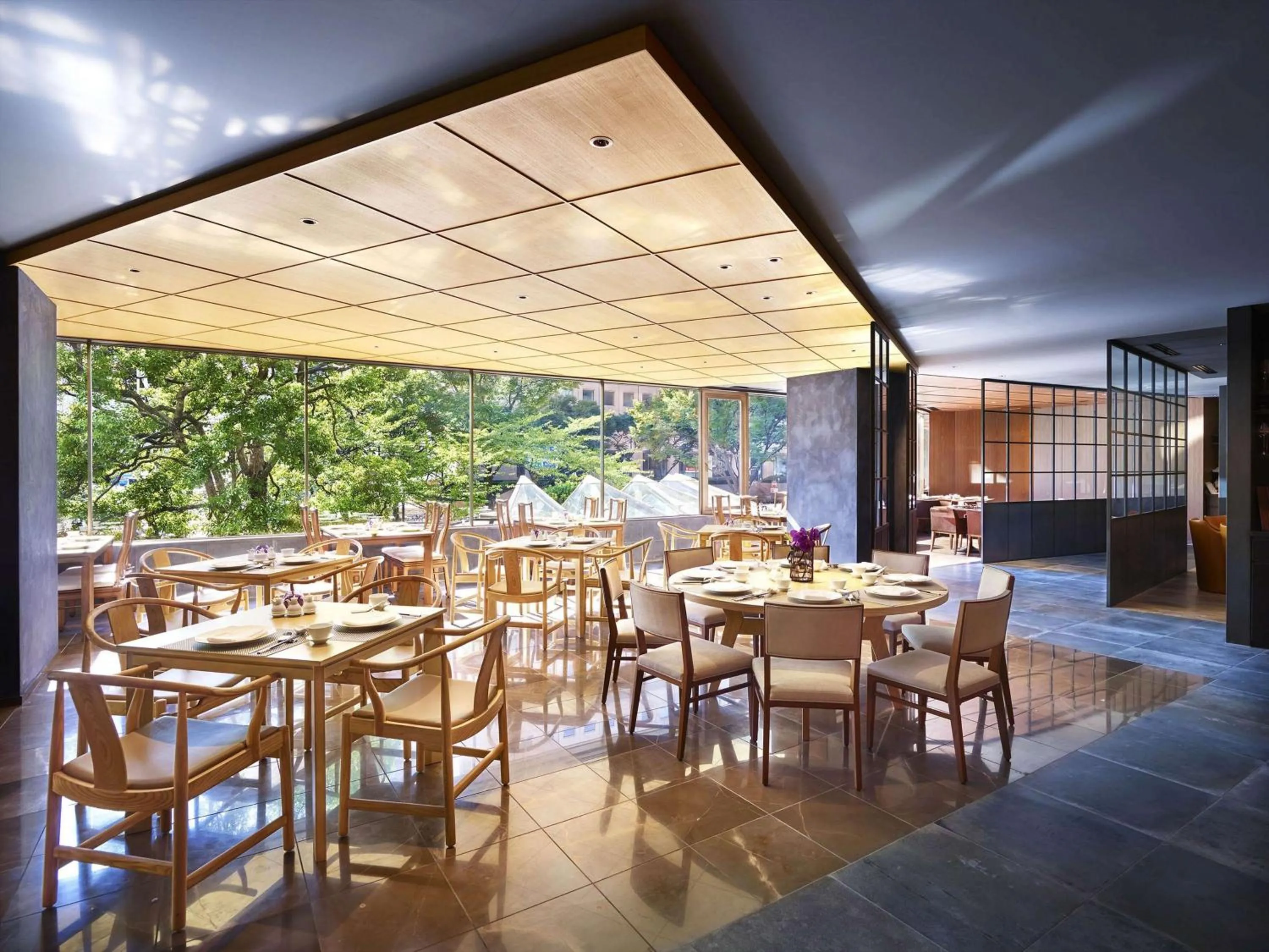 Restaurant/places to eat in Hilton Tokyo Hotel