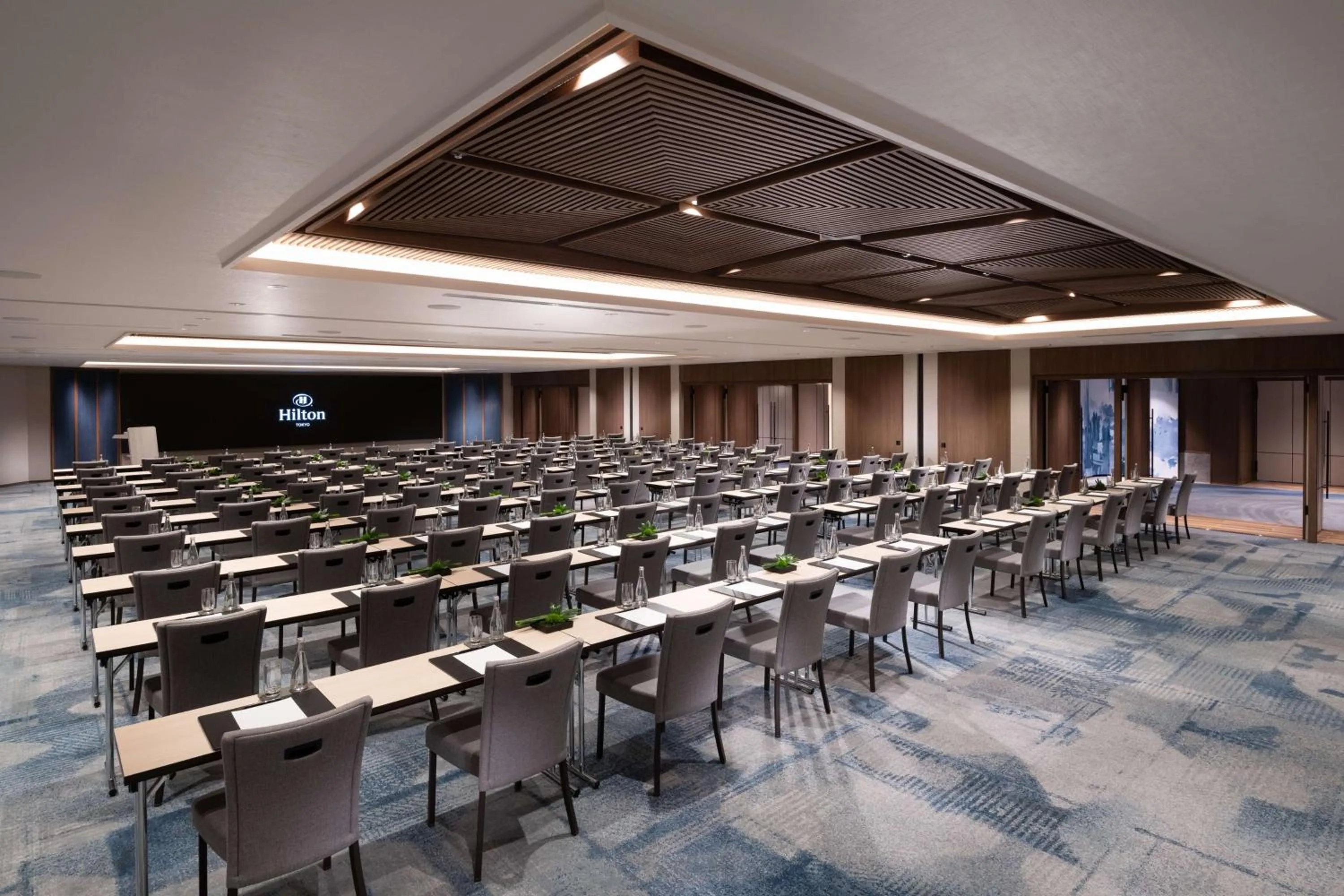 Meeting/conference room in Hilton Tokyo Hotel