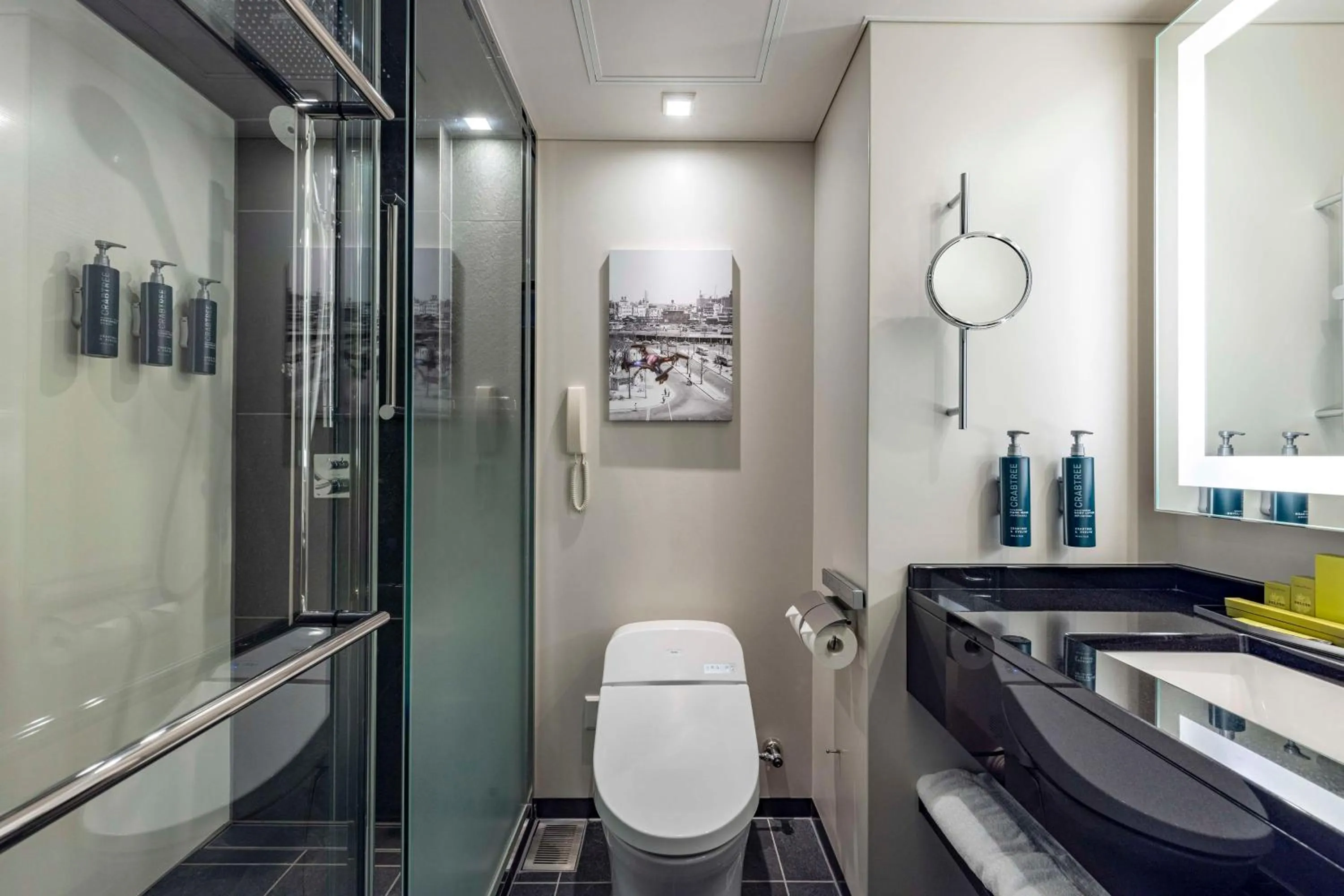 Bathroom in Hilton Tokyo Hotel