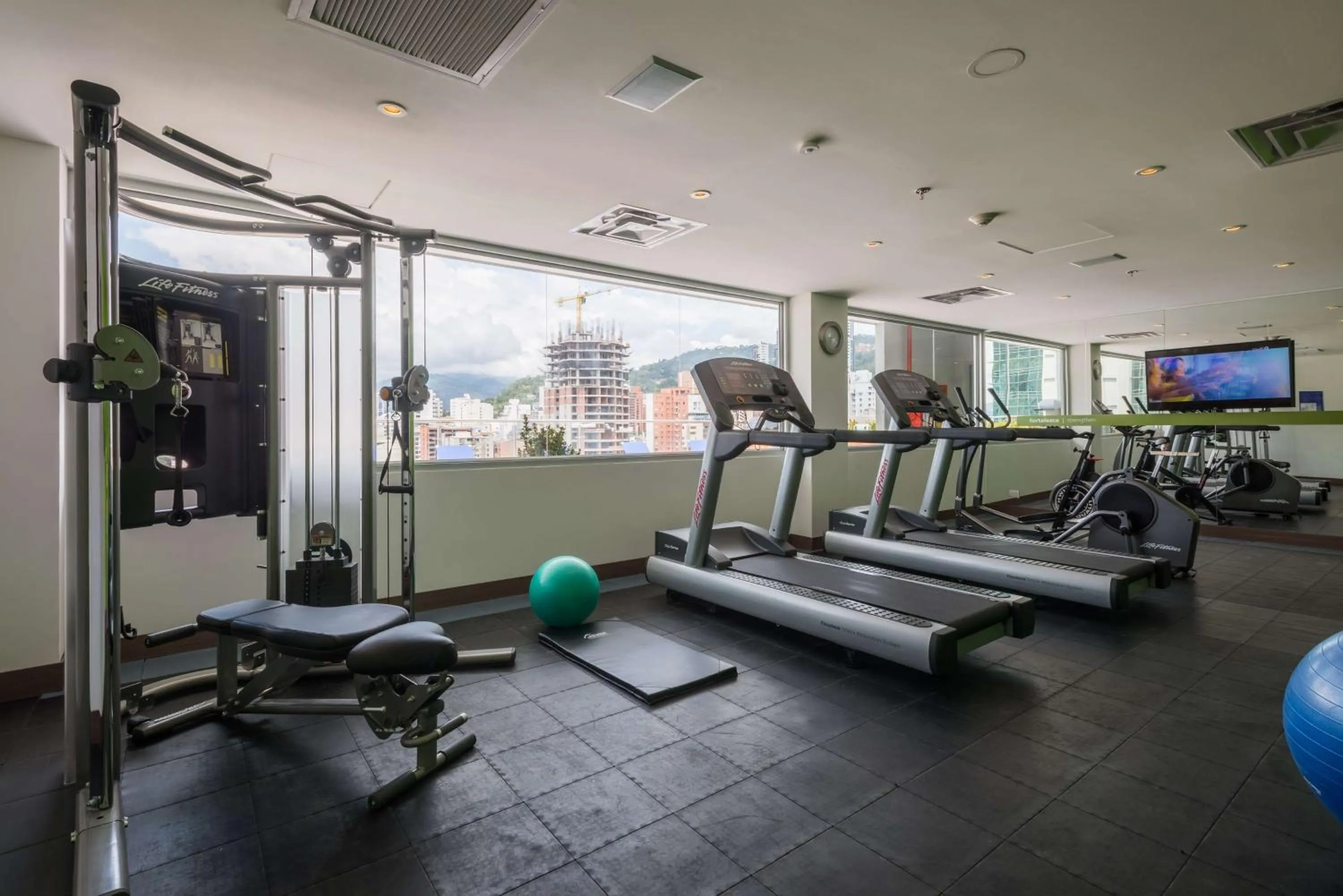 Fitness centre/facilities in Hampton By Hilton Bucaramanga