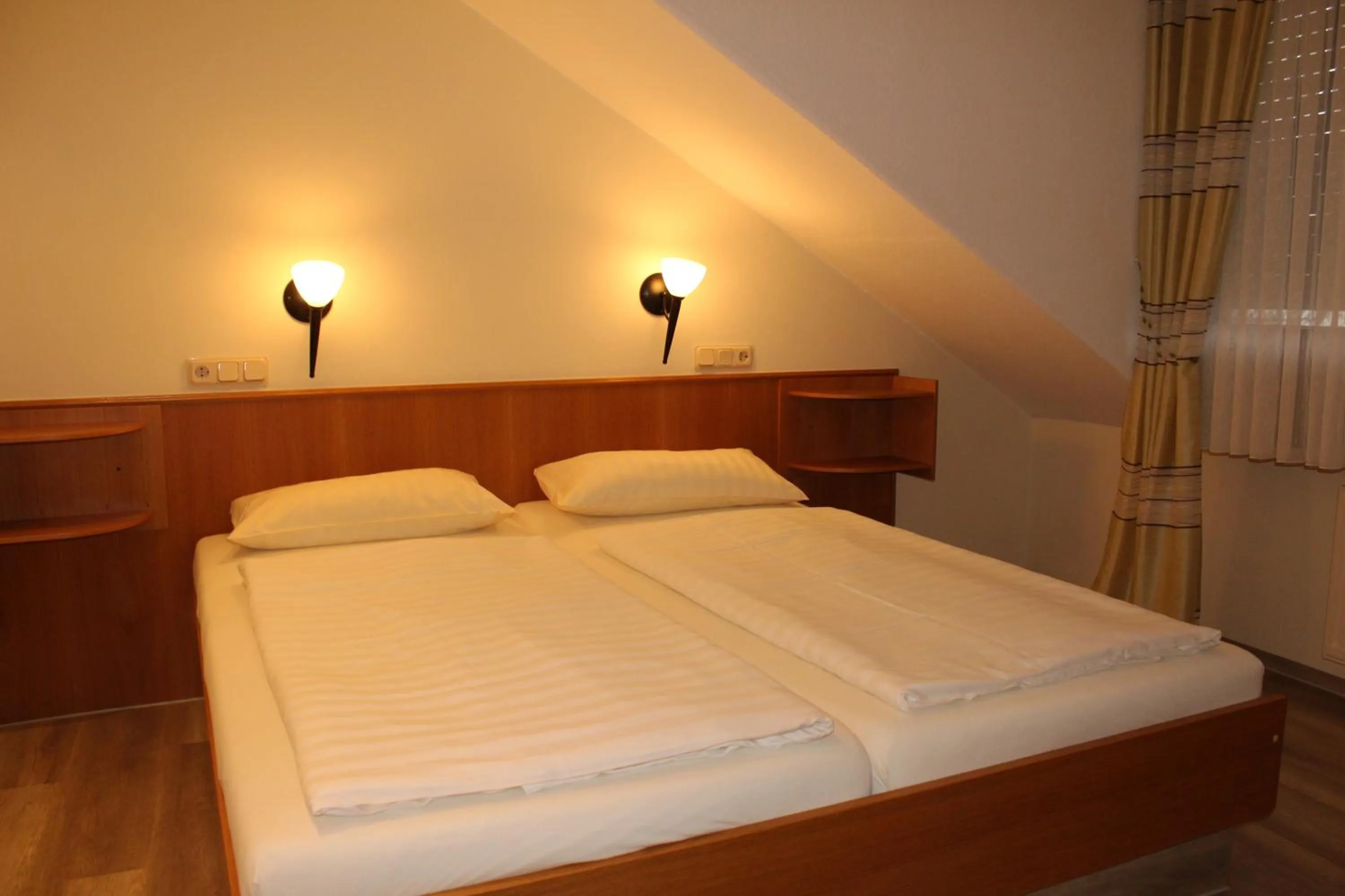 Inner courtyard view in Alt Reinsport