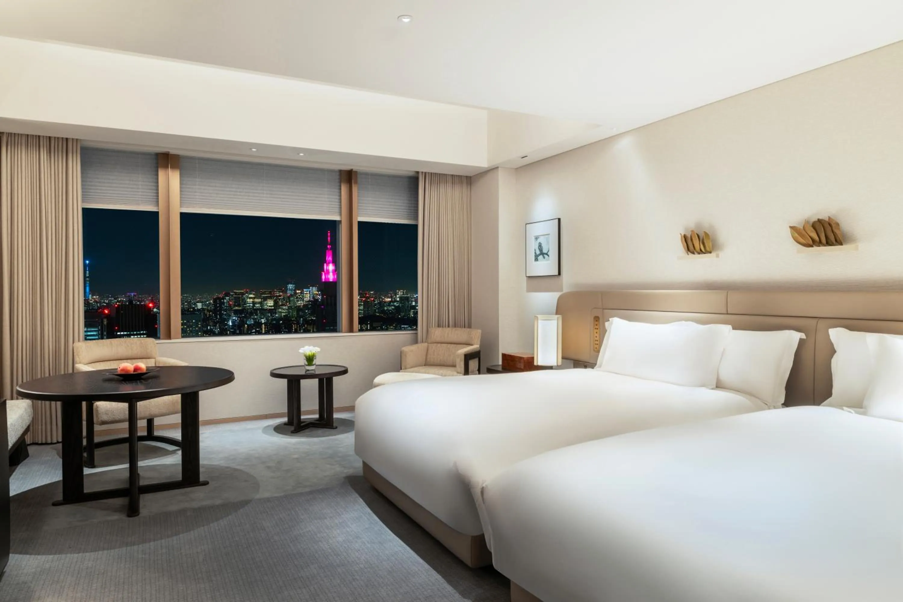 Bed in Park Hyatt Tokyo