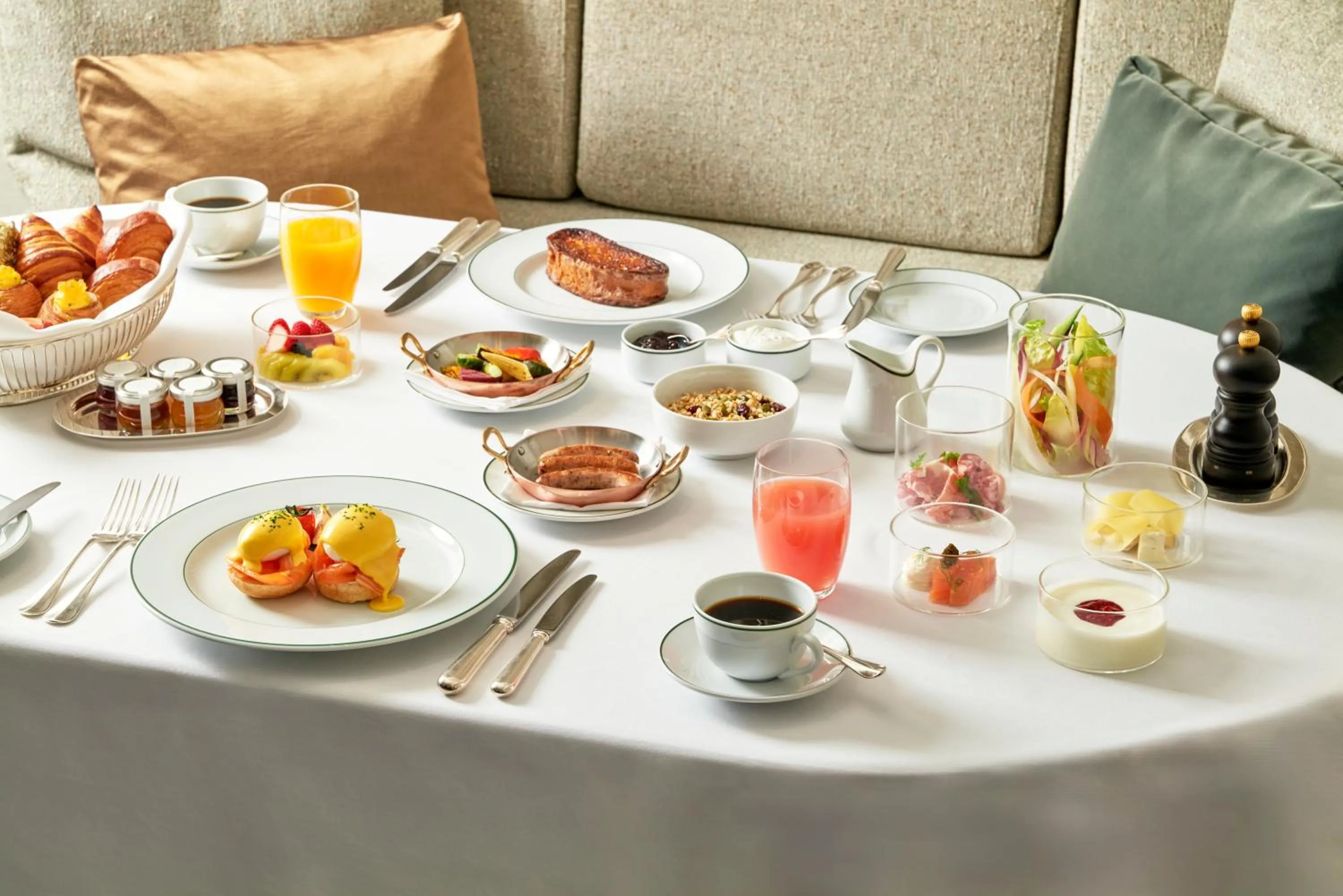 Breakfast in Park Hyatt Tokyo