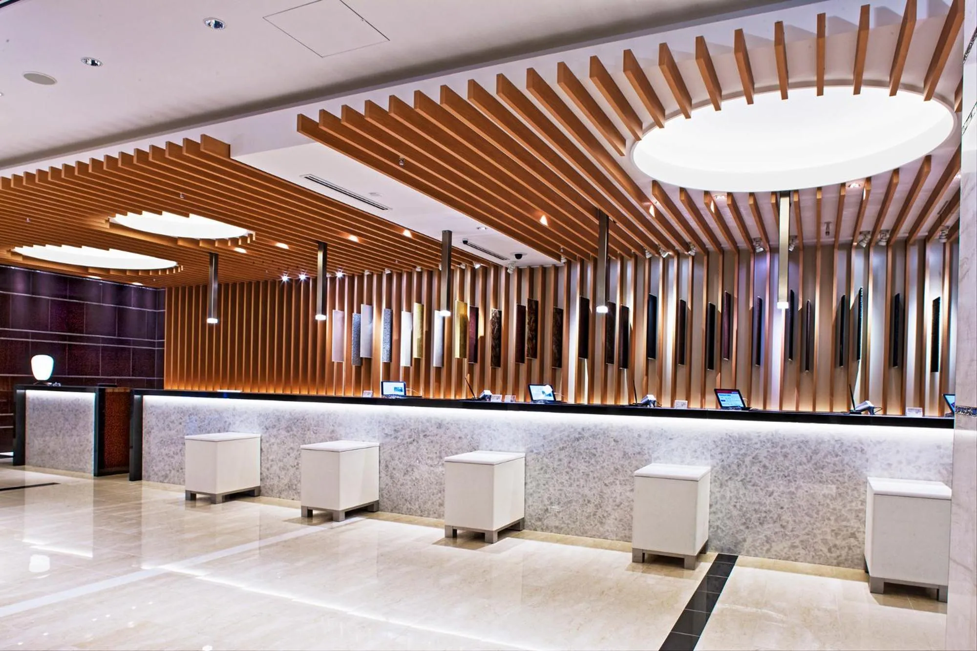 Lobby or reception in Miyako Hotel Kyoto Hachijo