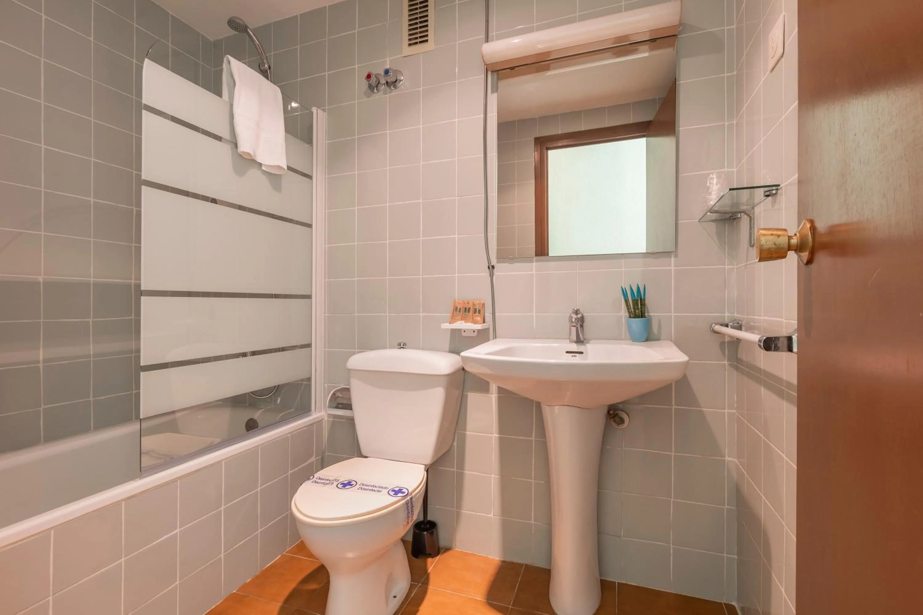 Bathroom in Hotel Sierra de Arcos