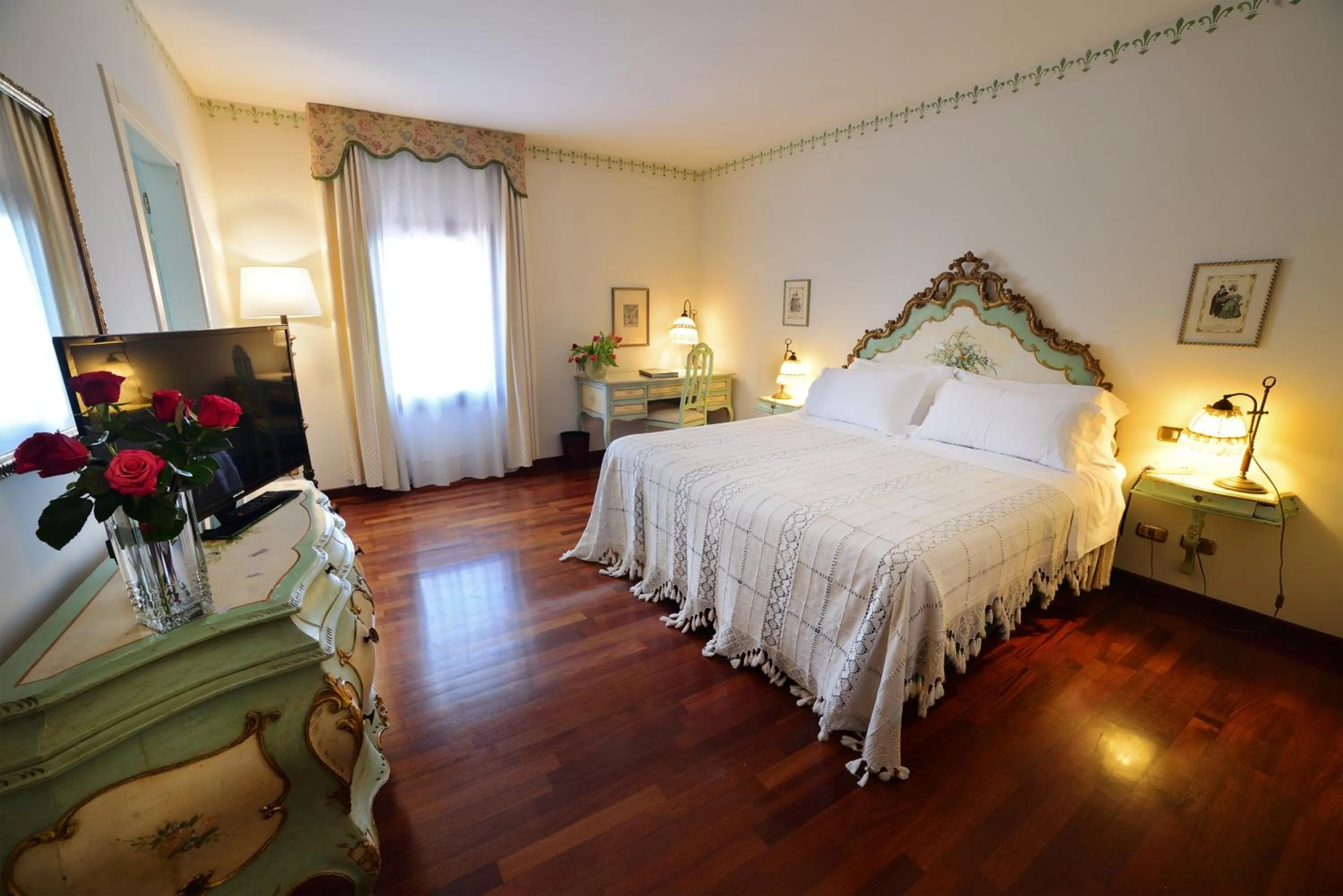 Bedroom, Bed in Hotel Villa Luppis