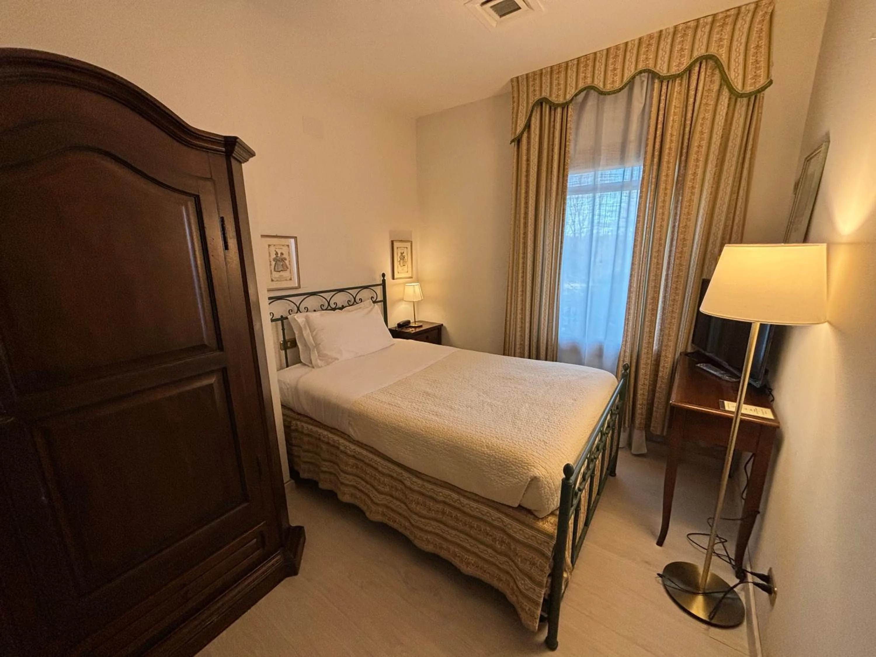 Bed in Hotel Villa Luppis