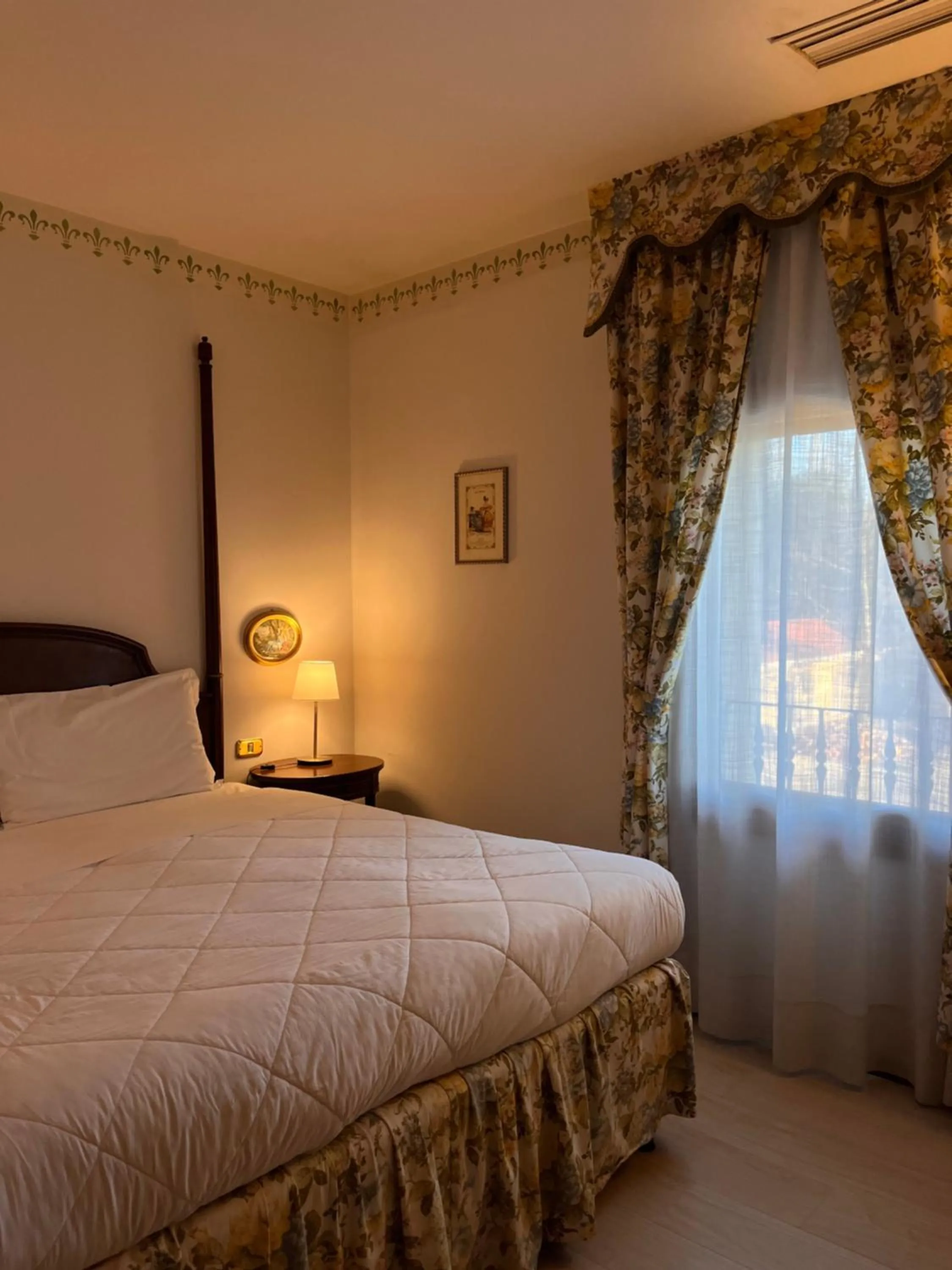 Bed in Hotel Villa Luppis