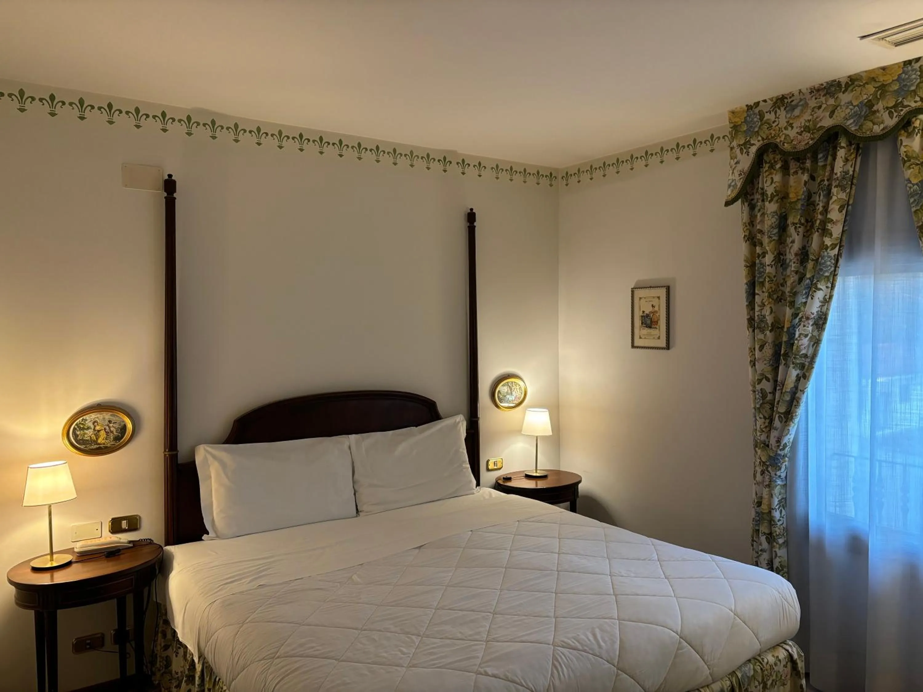 Bed in Hotel Villa Luppis