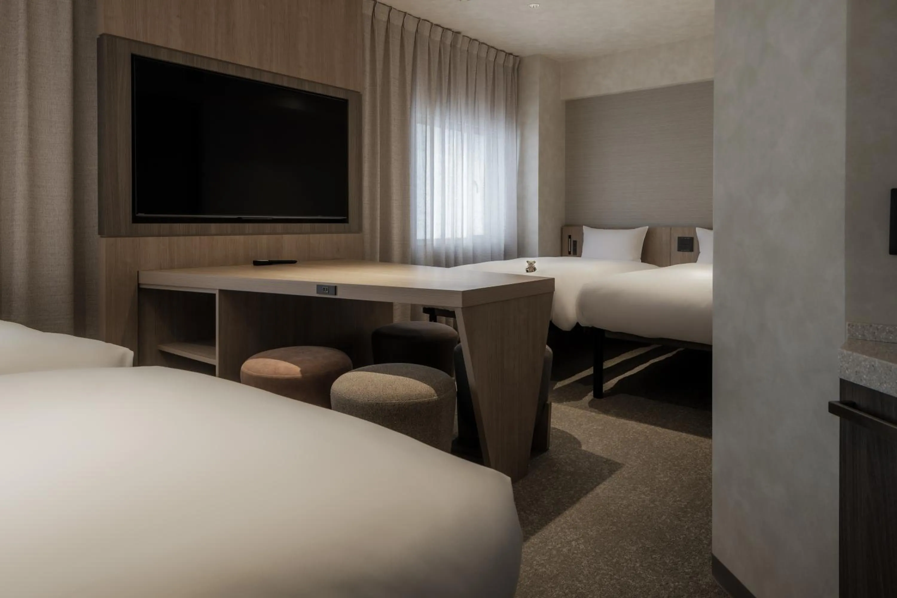 Bed in the b akasaka