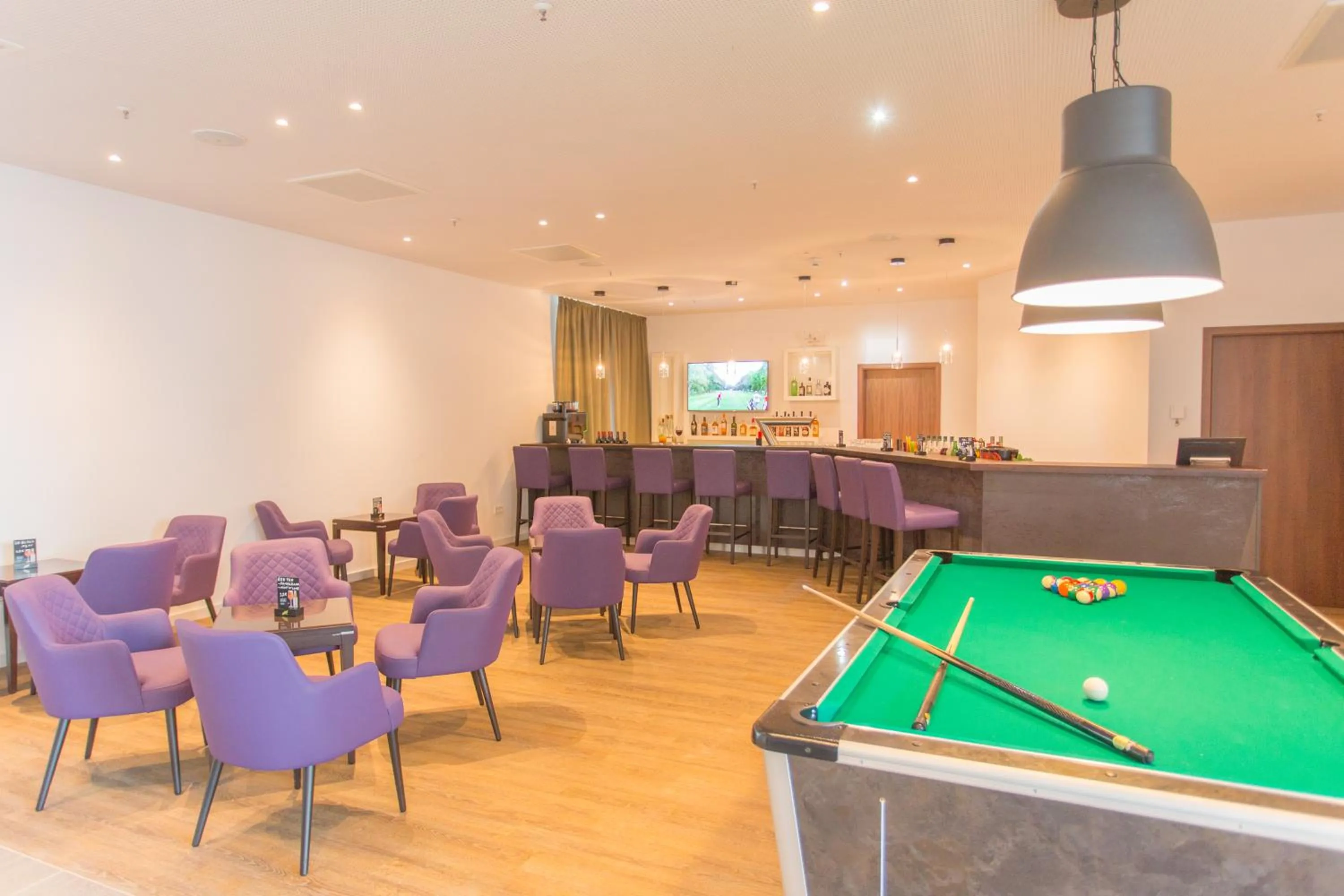 Billiard in Hotel absolute