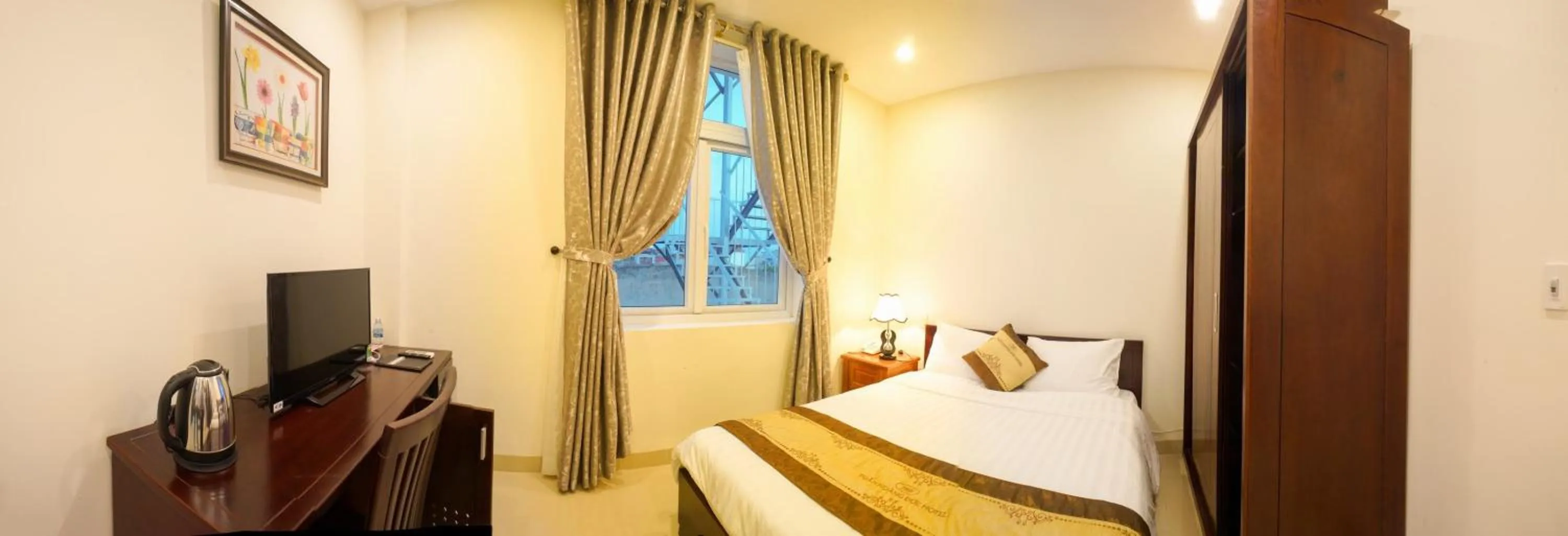 Bed in Green Garden Residence Hotel