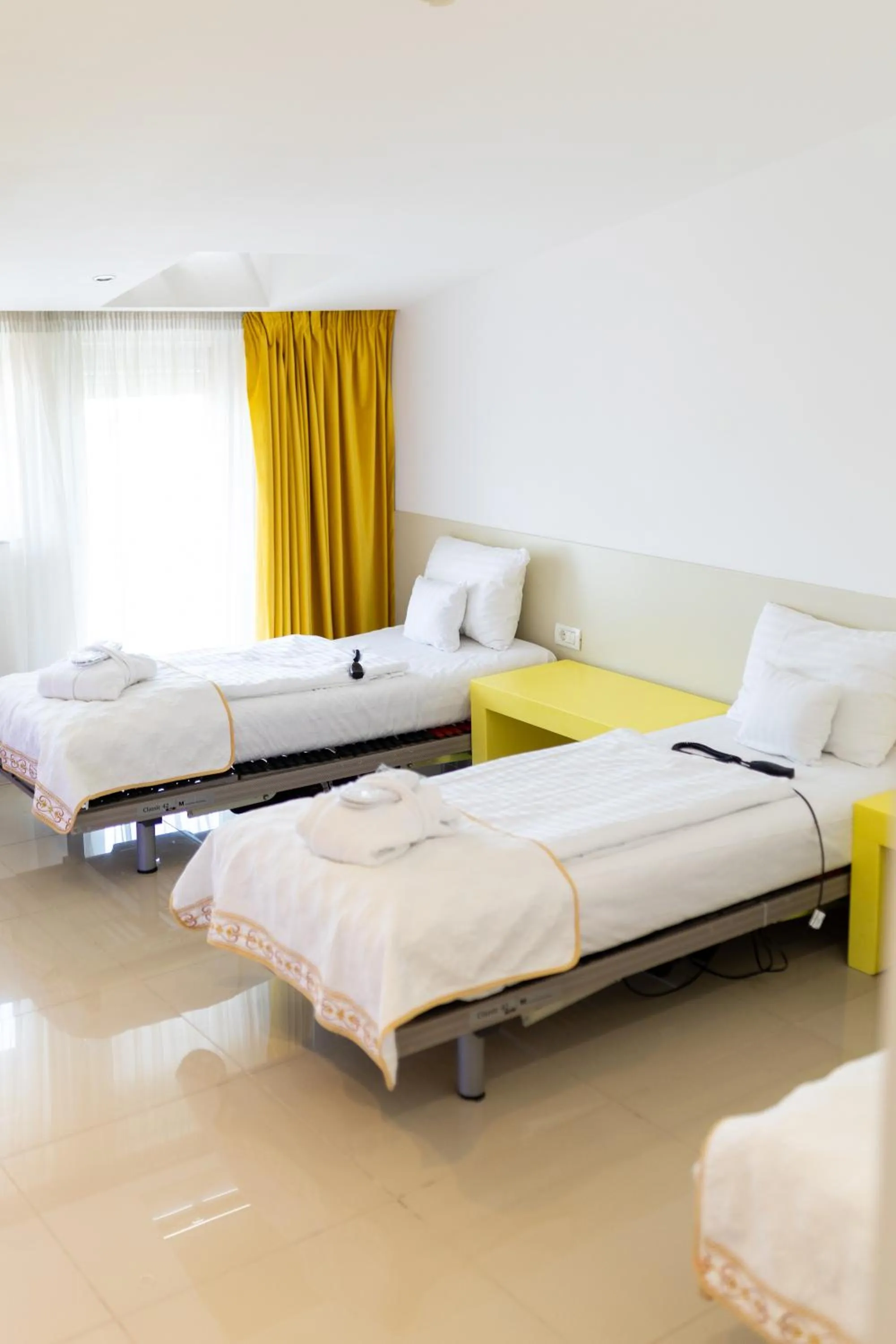 Photo of the whole room, Bed in Christina Hotel