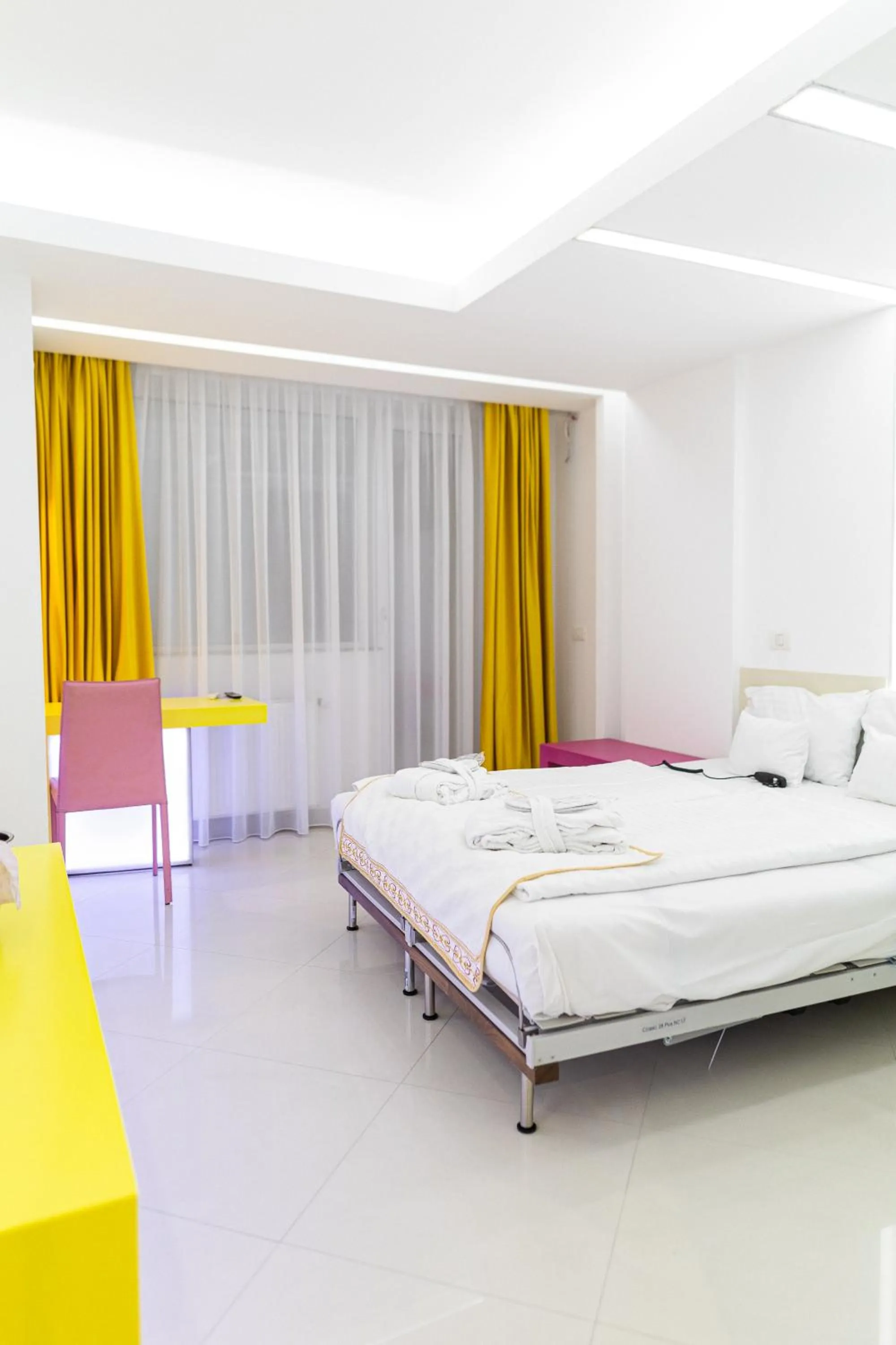 Photo of the whole room, Bed in Christina Hotel