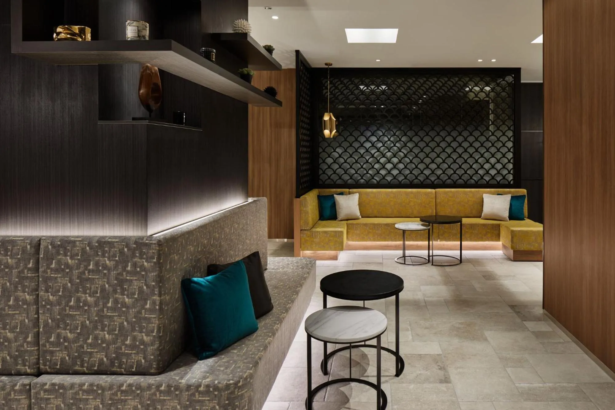 Lobby or reception in the b akasaka-mitsuke