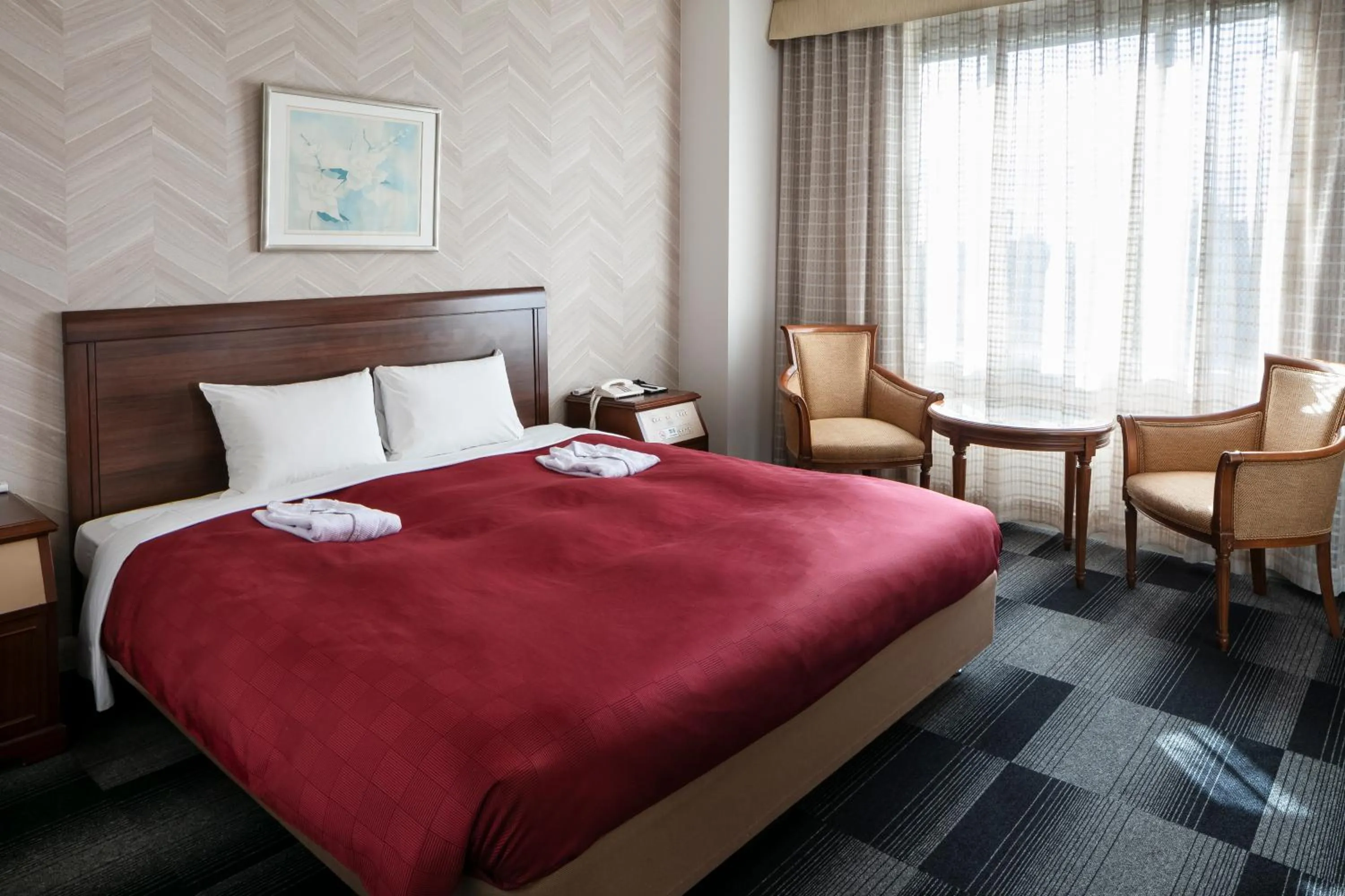 Bed in Narita Gateway Hotel