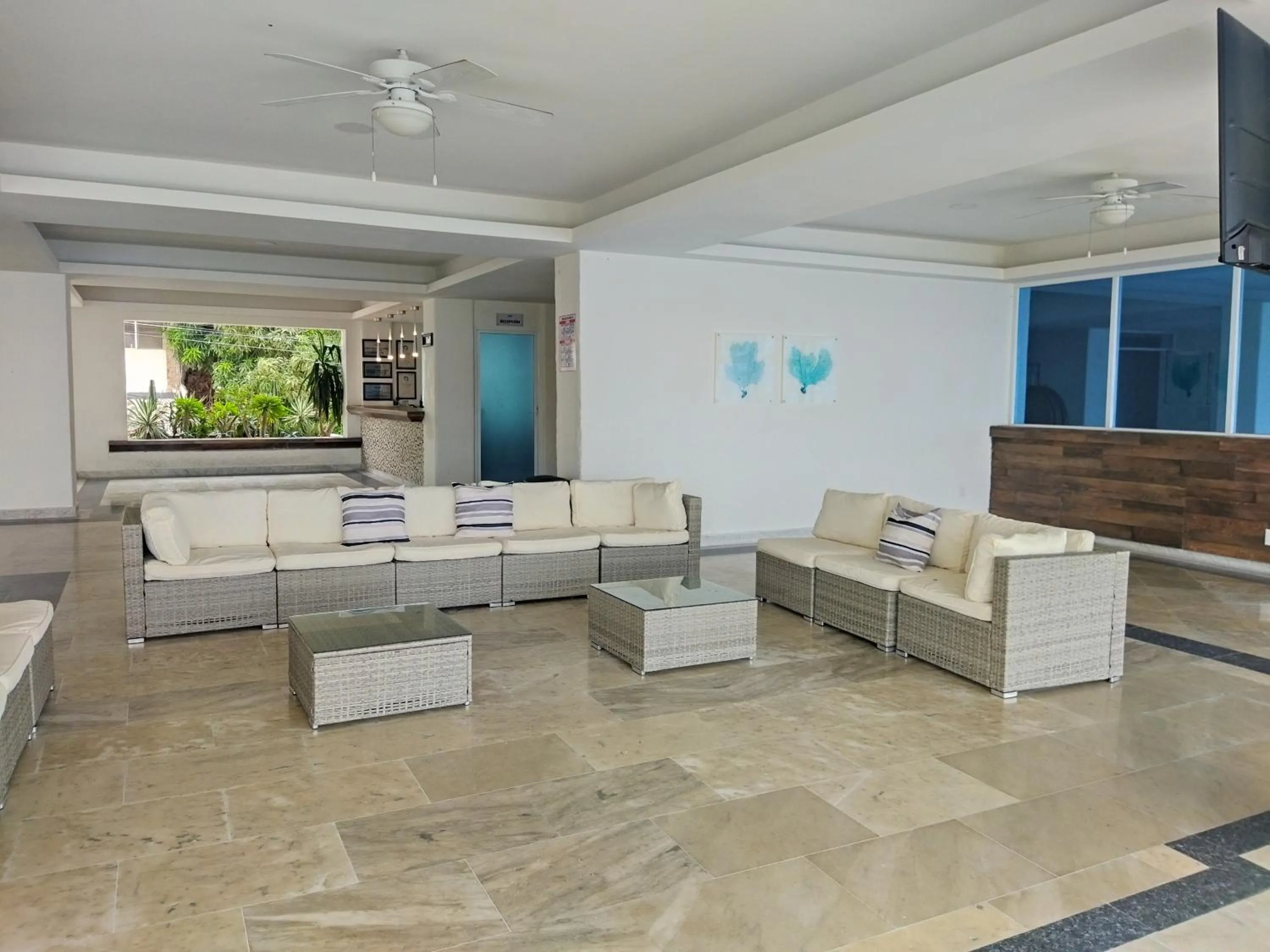 Living room in Hotel Aristos Acapulco