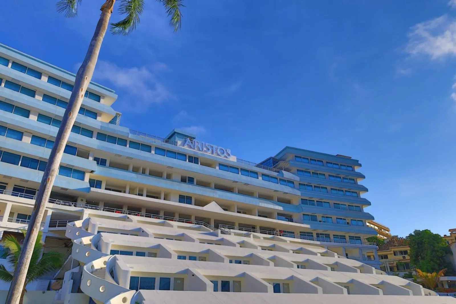 Property building in Hotel Aristos Acapulco