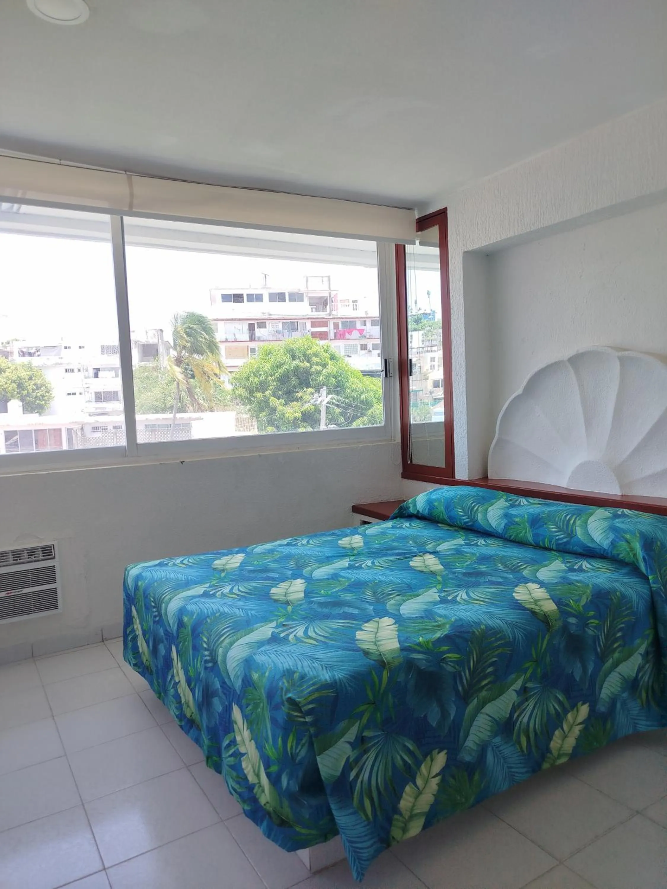 Bed in Hotel Aristos Acapulco