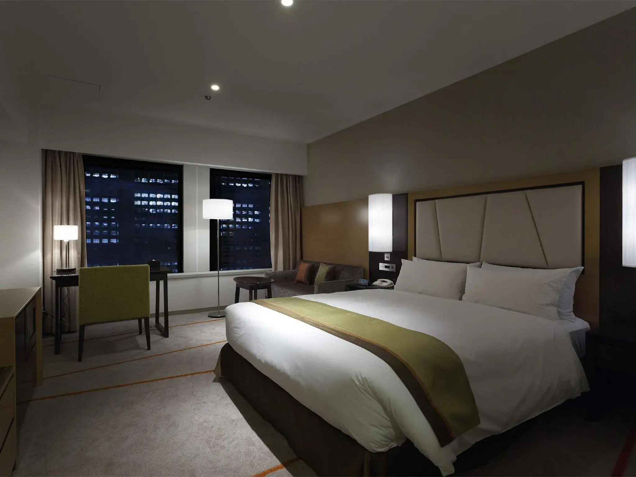 Plaza Superior Double Room in South Wing - single occupancy - Non-Smoking in Keio Plaza Hotel Tokyo Plaza Superior Double Room in South Wing - single occupancy - Non-Smoking in Keio Plaza Hotel Tokyo